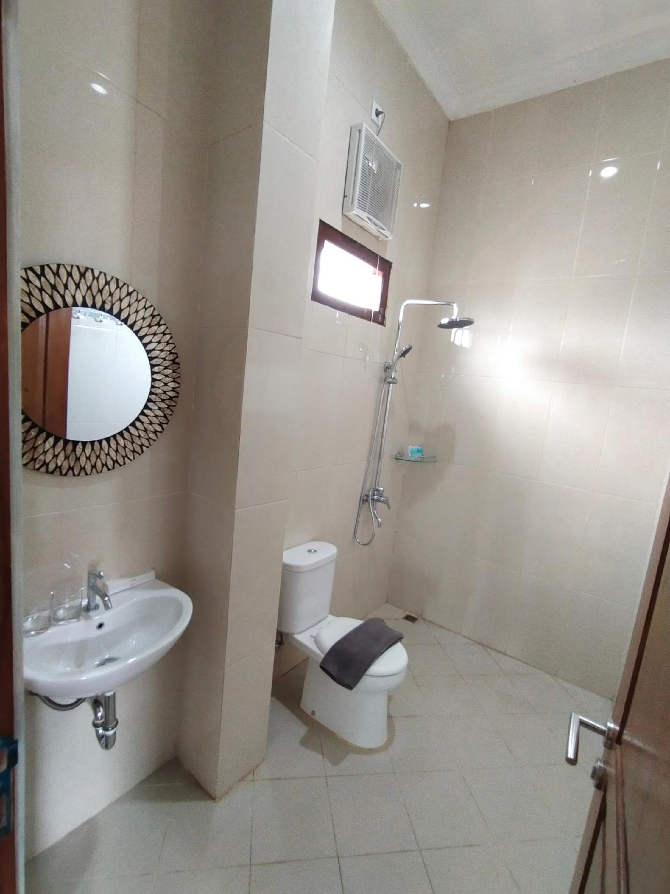 Large Double Room photo 2