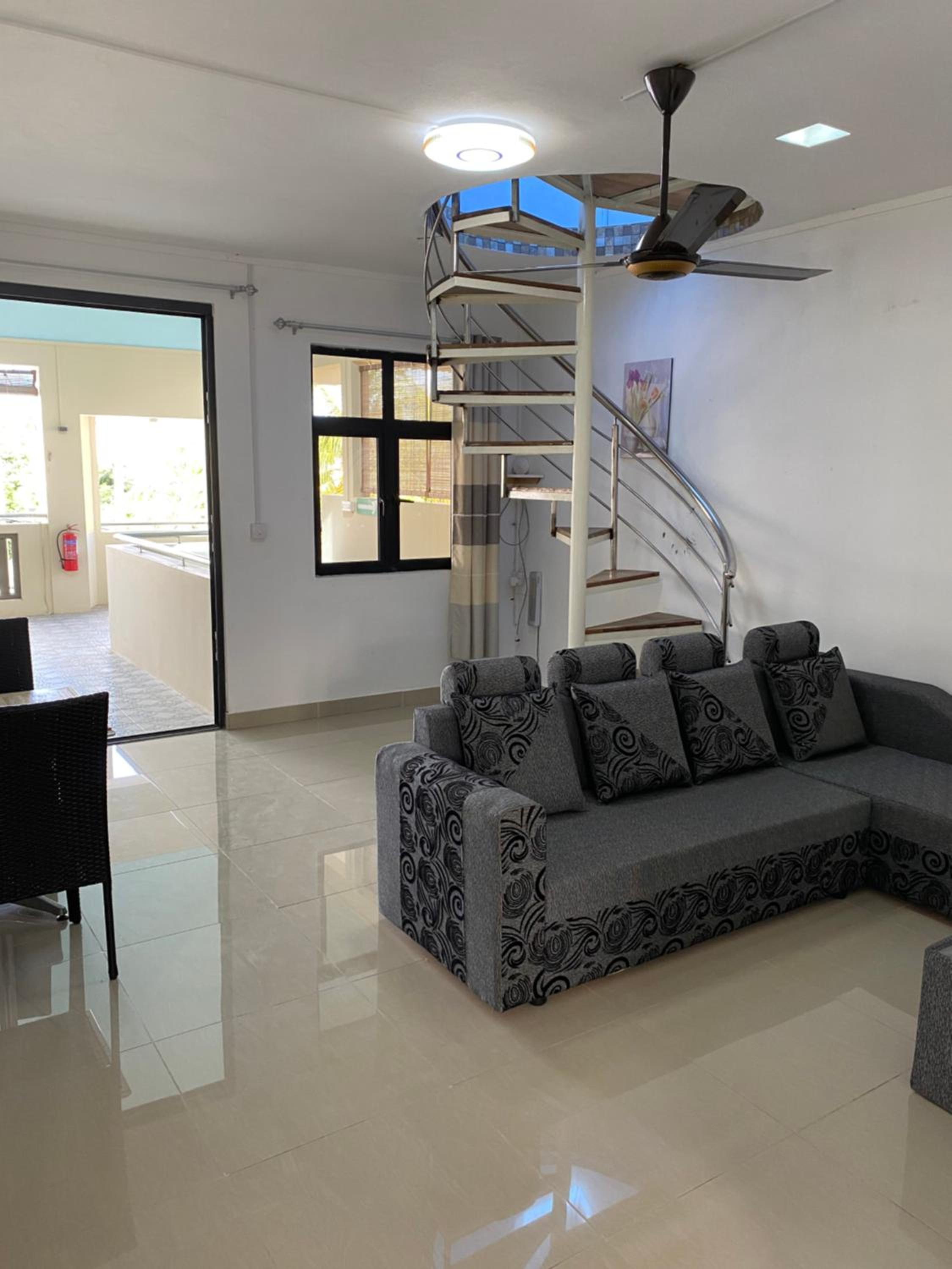 Penthouse Apartment photo 2