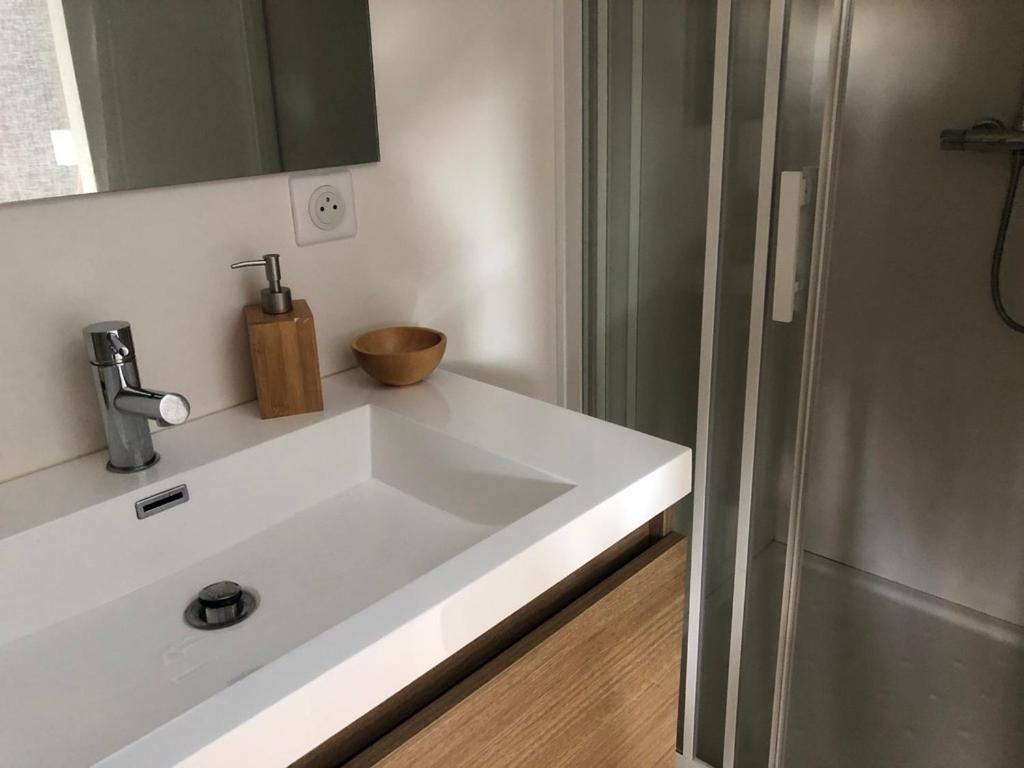 Double Room with Pool View