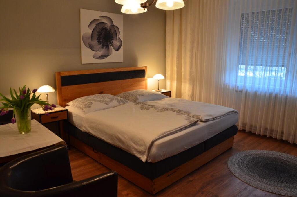 Double Room with Bath photo 1