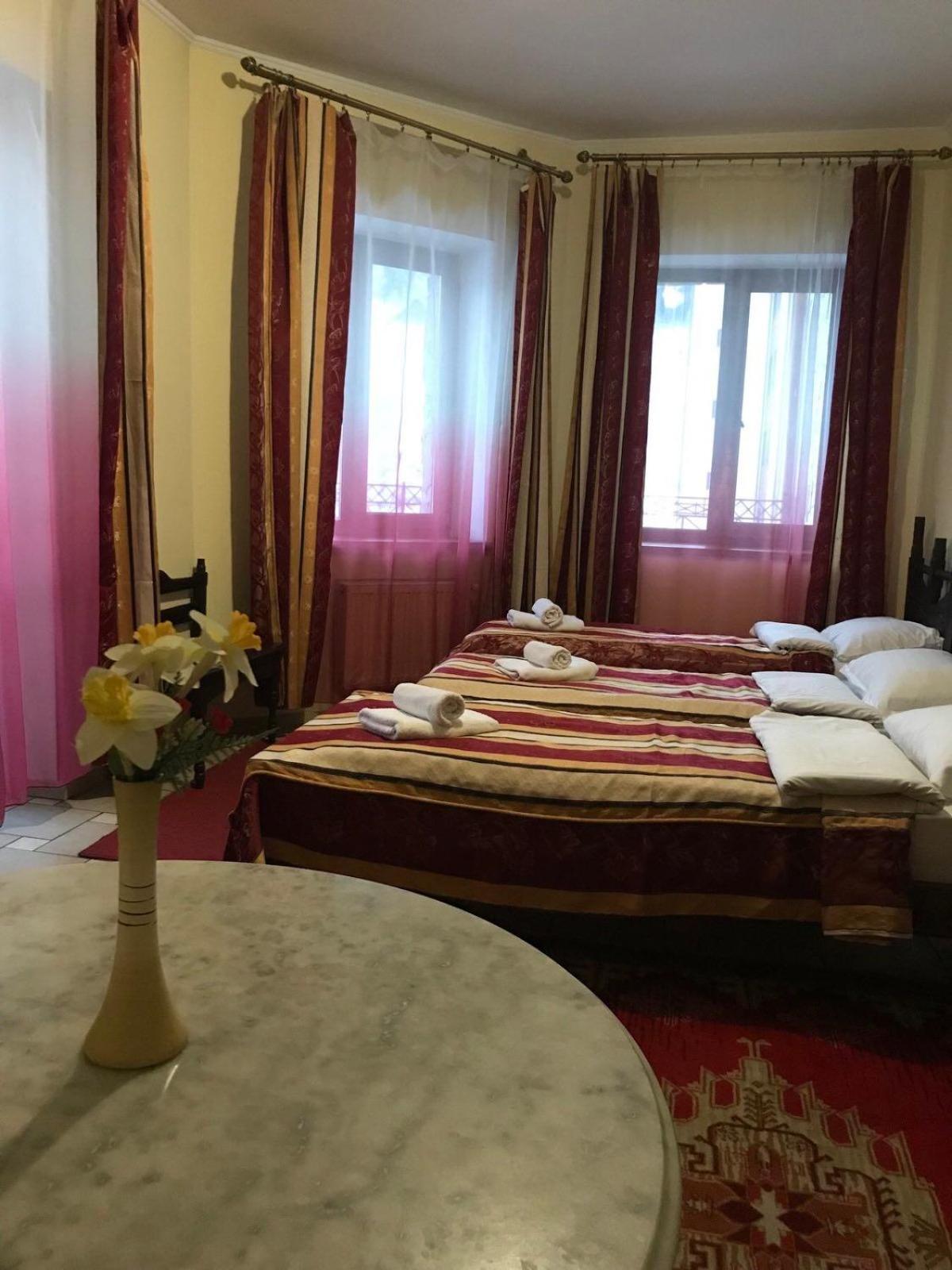 Economy Quadruple Room photo 1