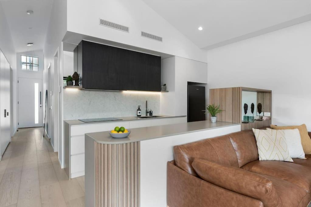 Two-Bedroom House photo 2