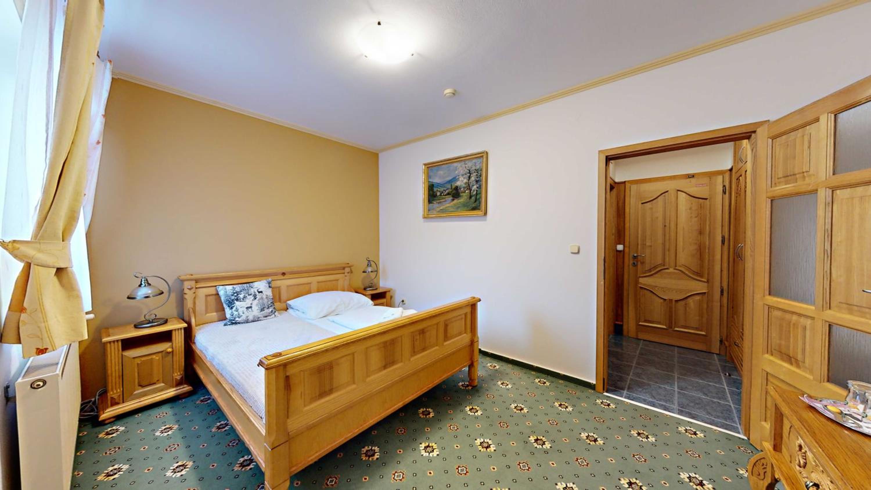 Double Room - Photo 11