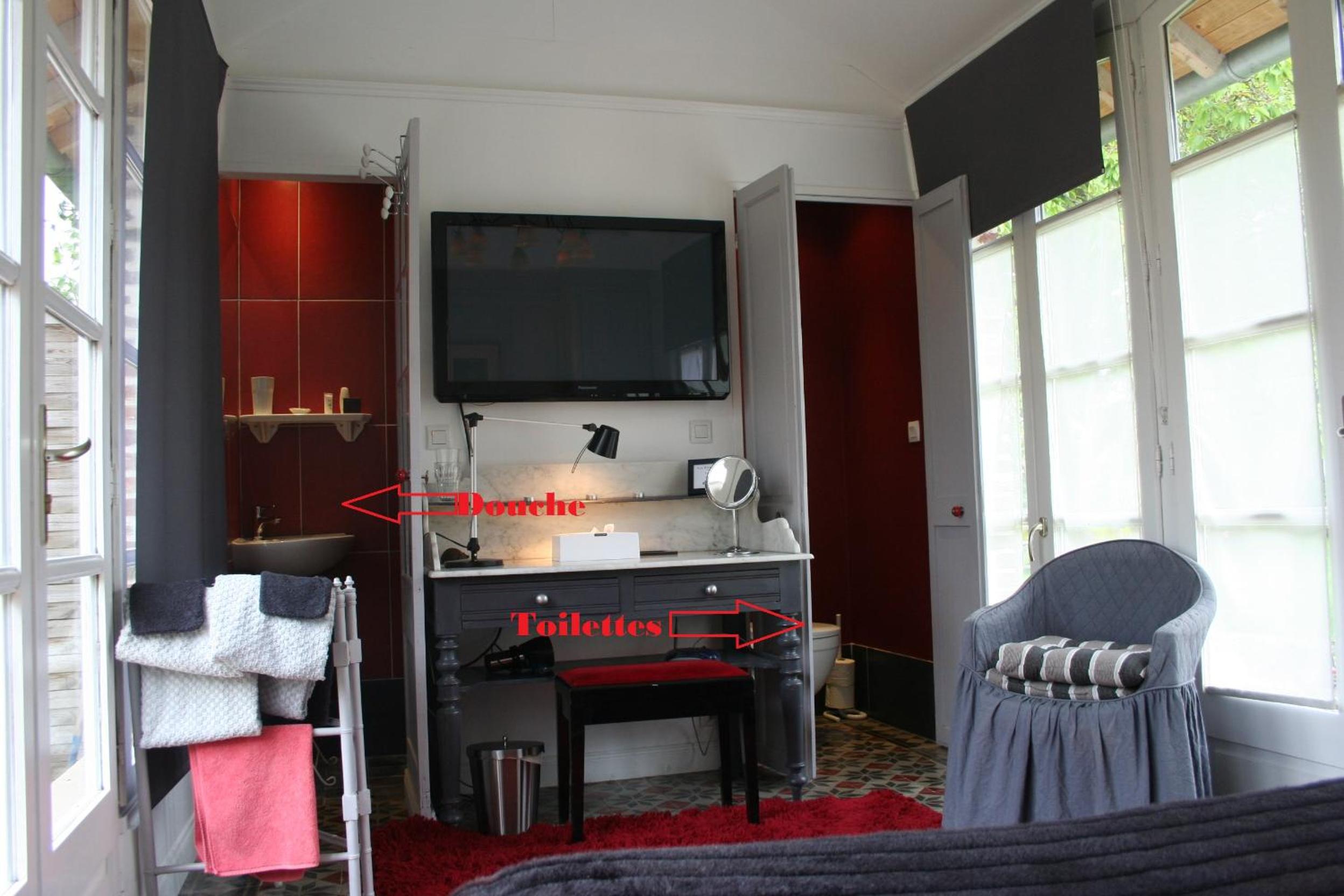 Deluxe Double Room with Shower- Pavillon photo 1