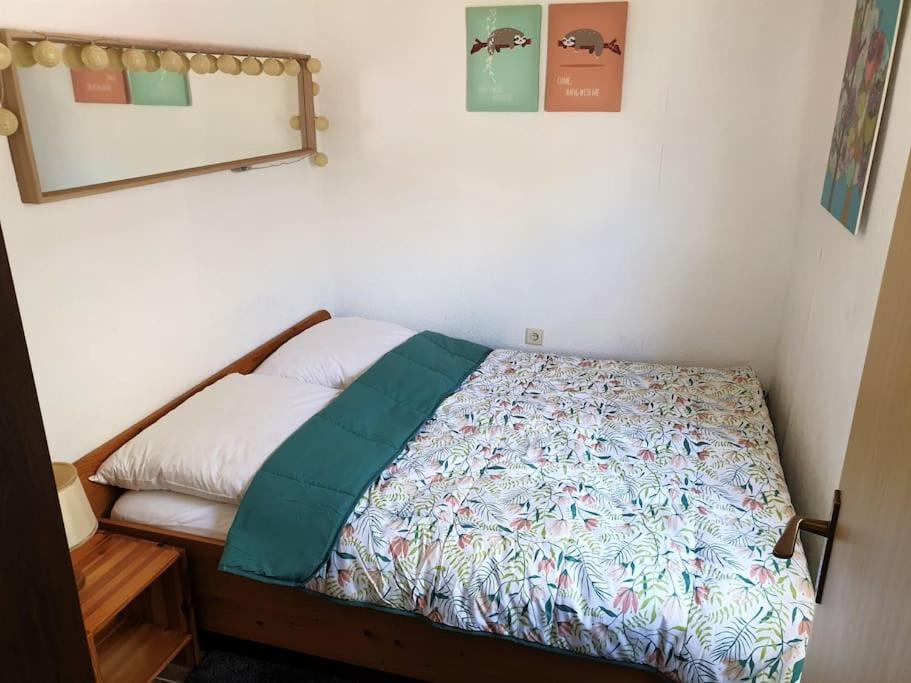 Two-Bedroom House photo 3