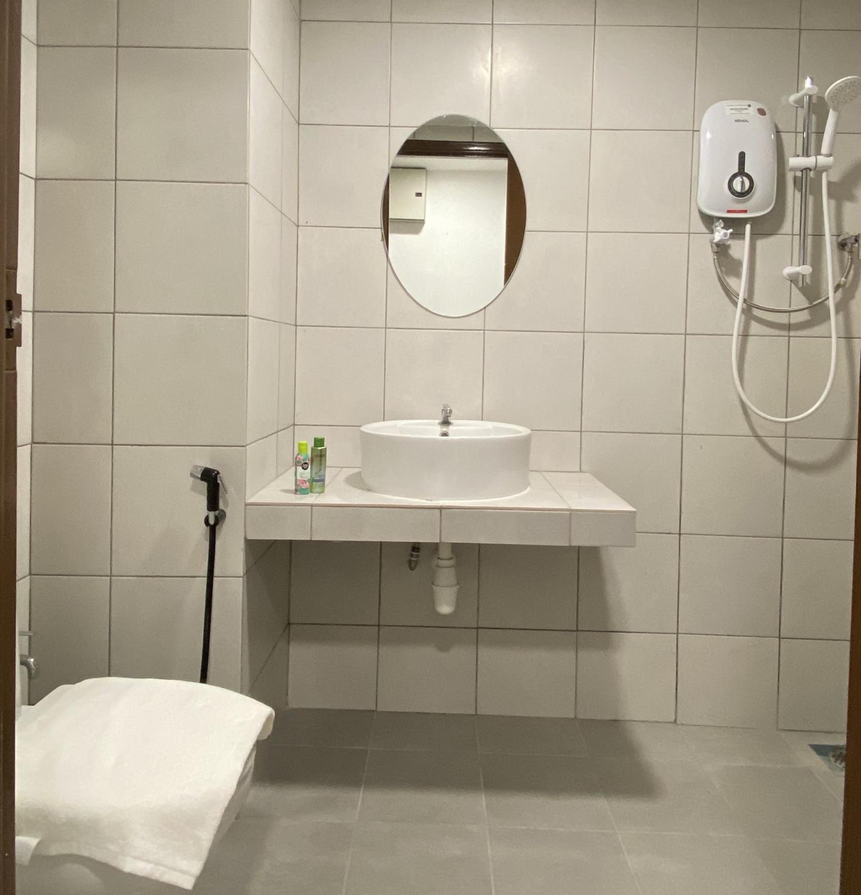 Deluxe Triple Room - Photo 5