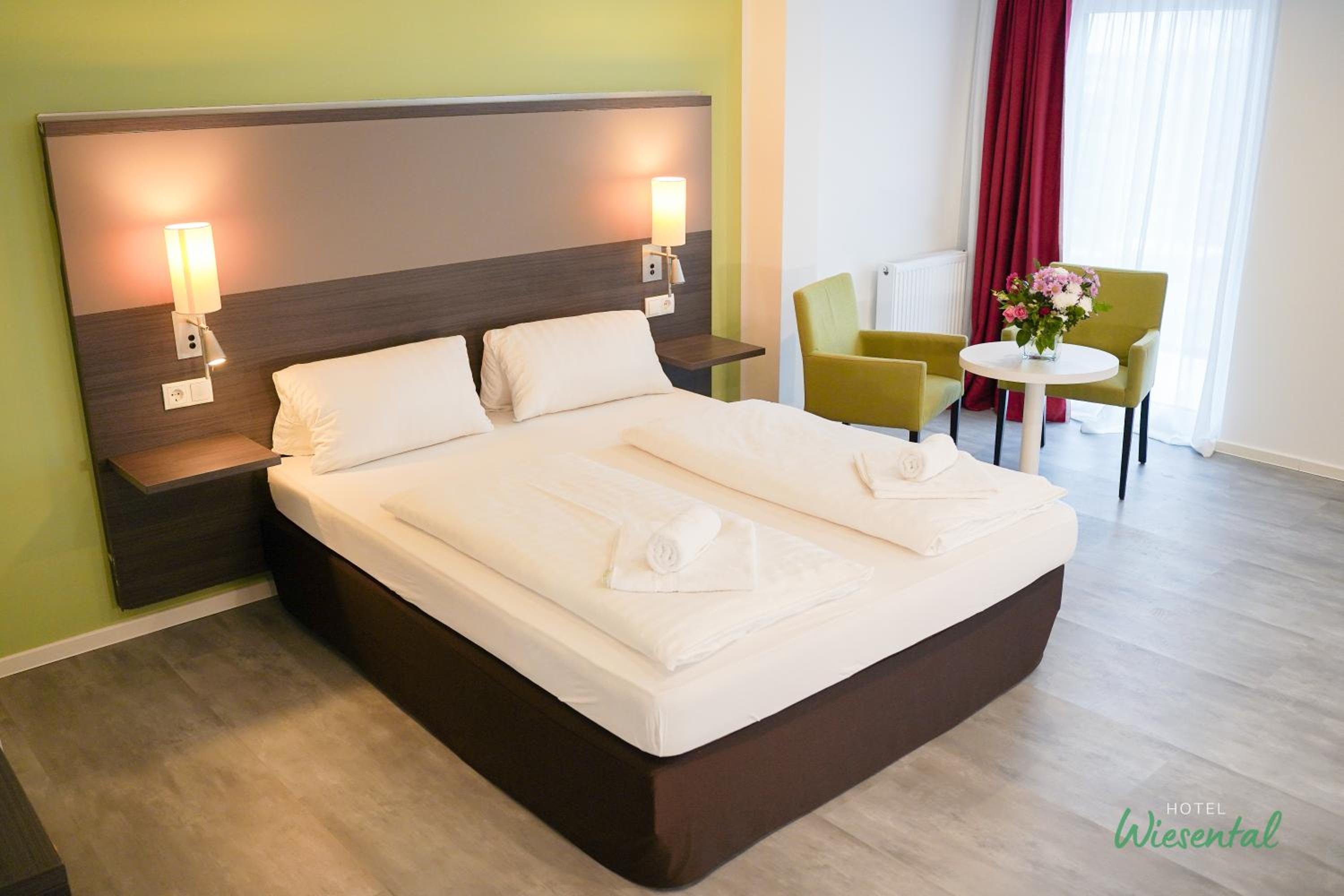 Double or Twin Room - Photo 1