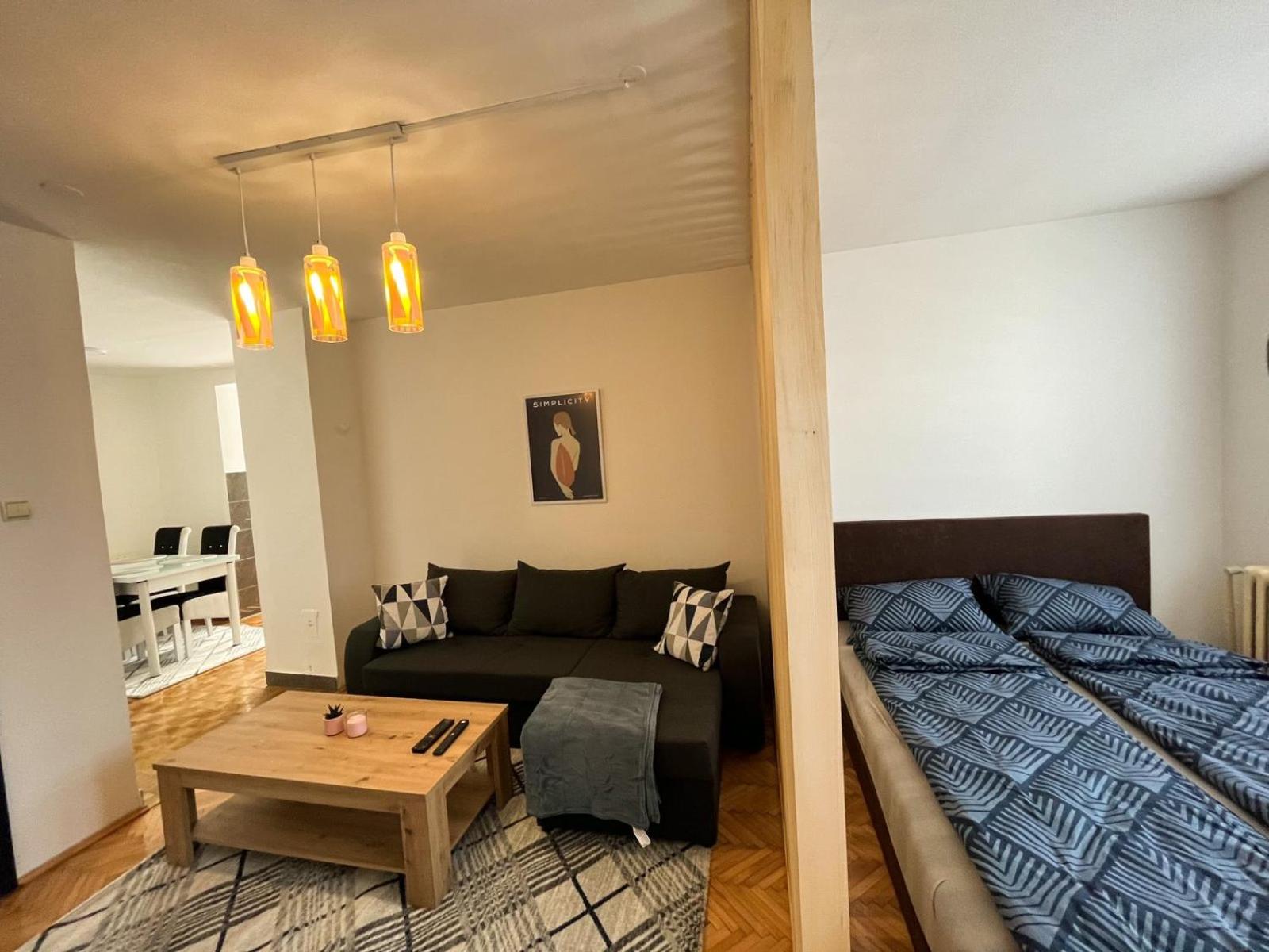 One-Bedroom Apartment photo 2