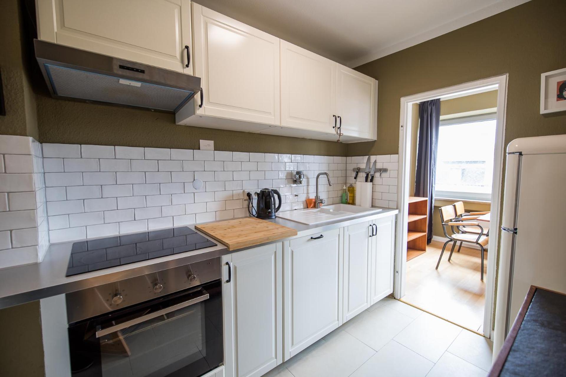 Two-Bedroom Apartment - Photo 4