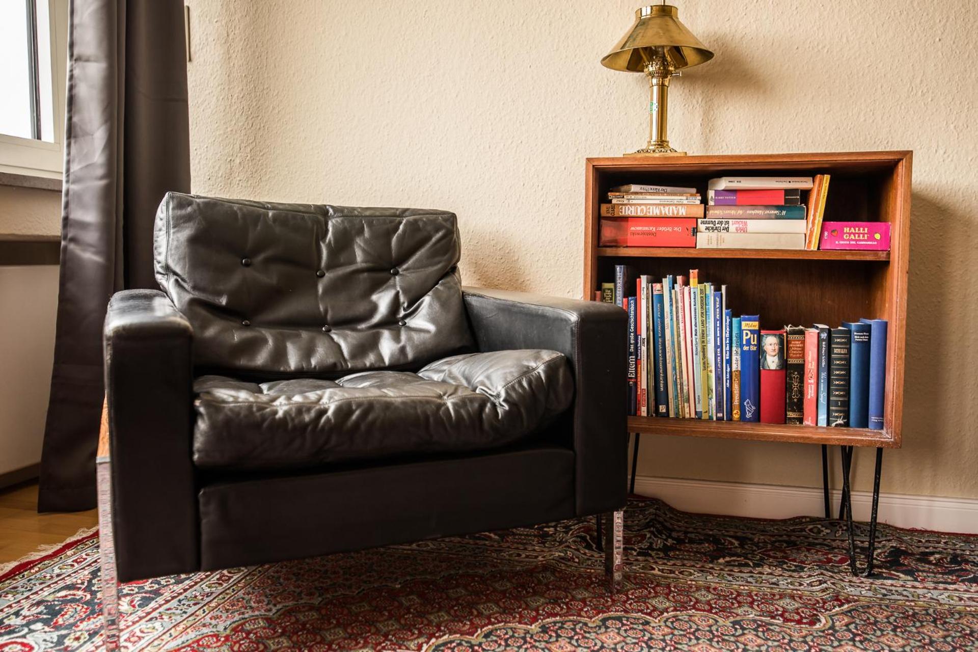 Two-Bedroom Apartment - Photo 3