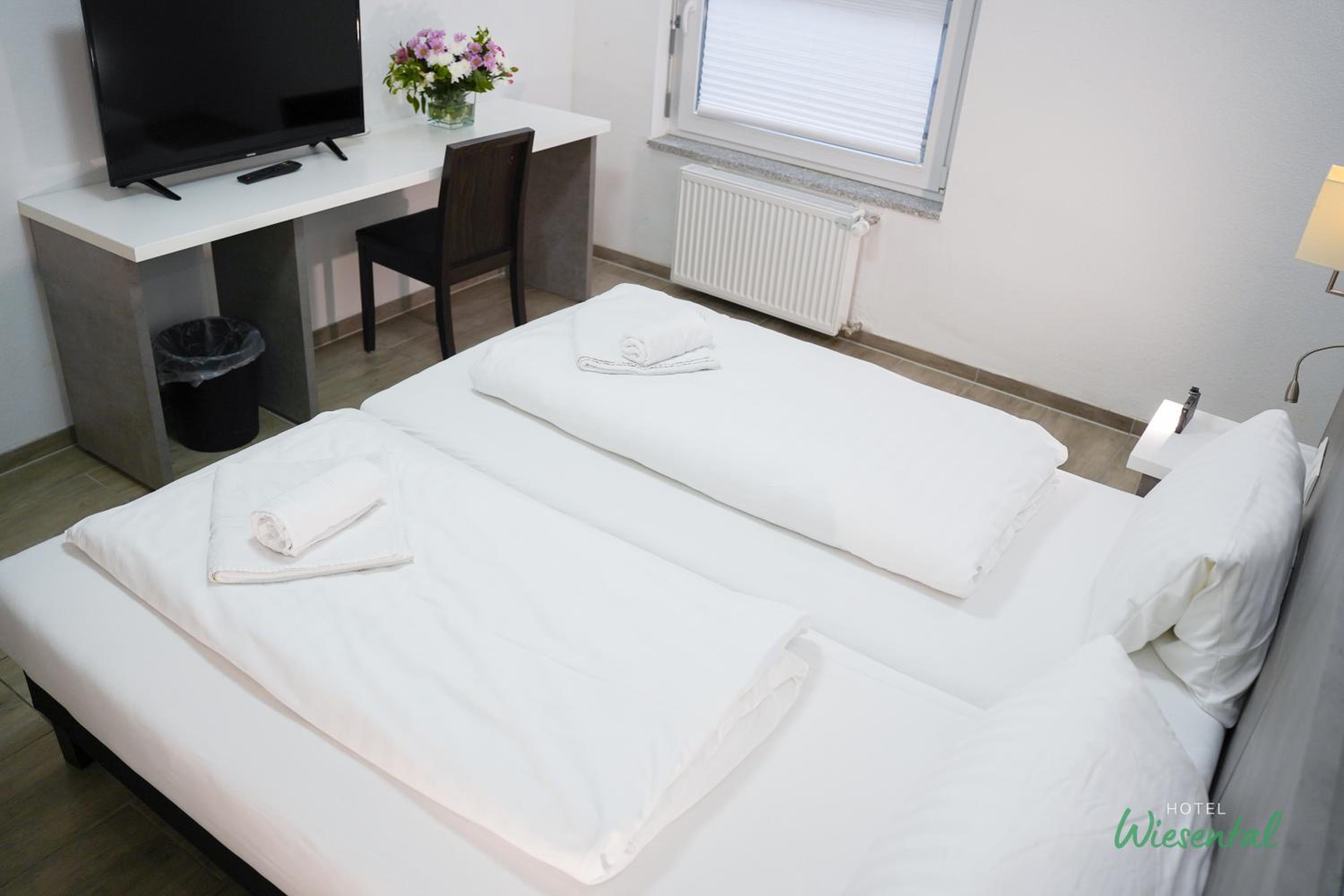 Economy Double or Twin Room photo 2