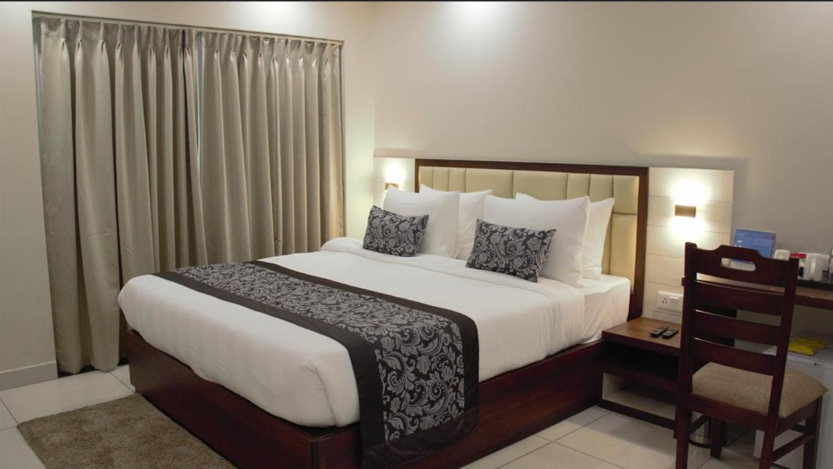 Deluxe Room - Photo 4