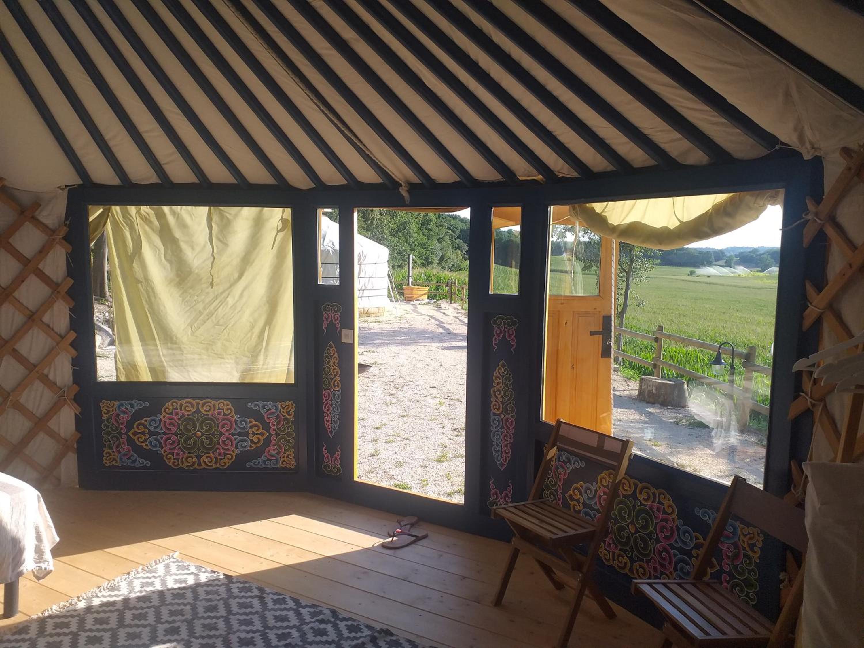 Tent - Photo 1
