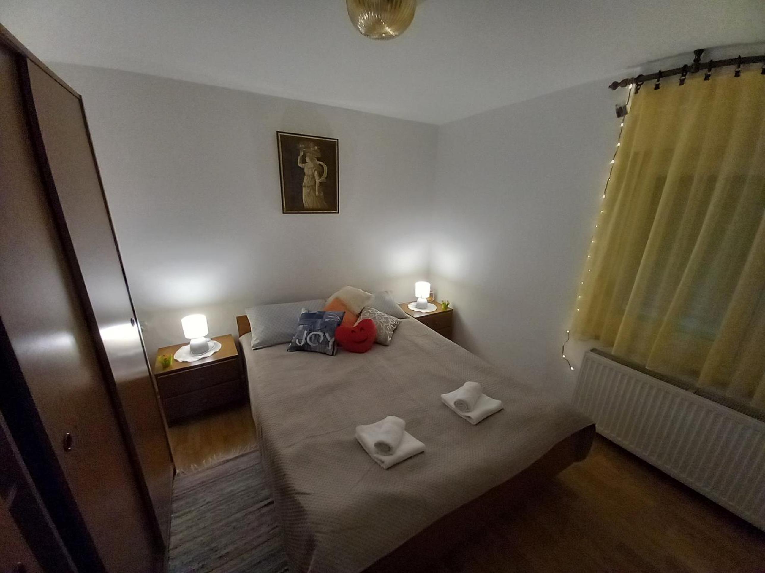 One-Bedroom Apartment - Photo 83