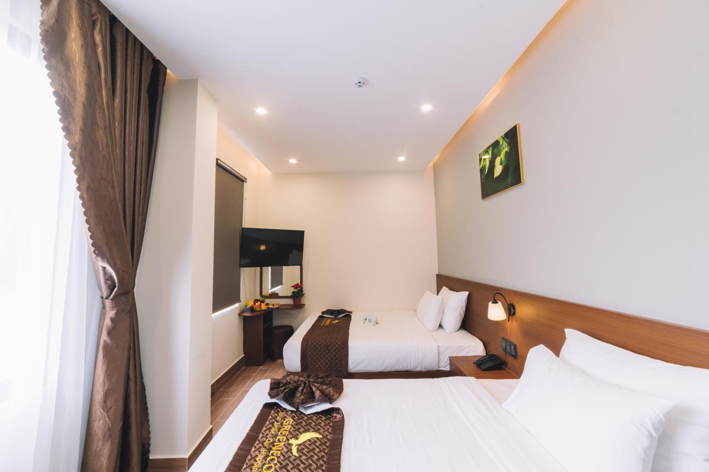 Deluxe Family Room - Photo 10