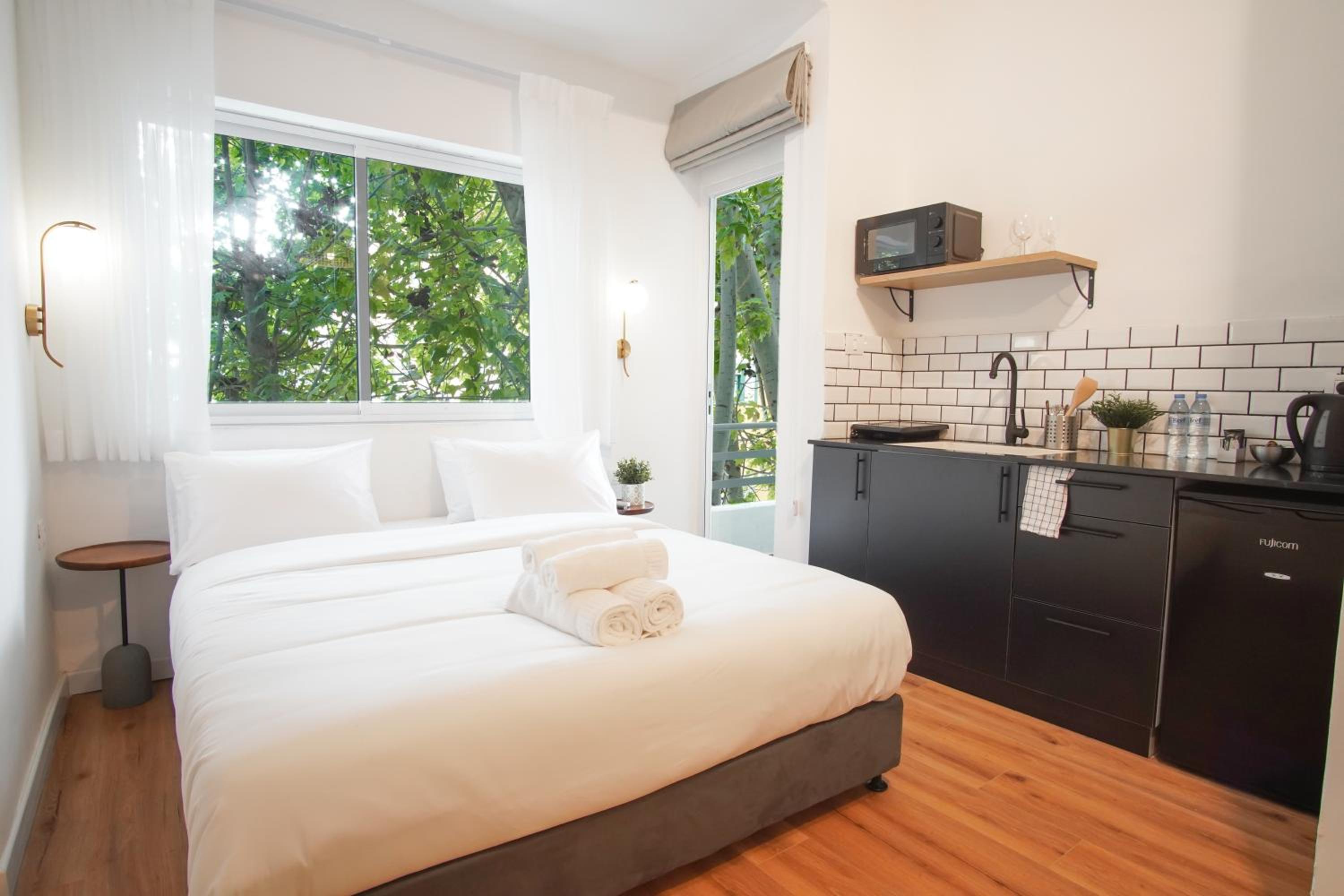 Studio with Balcony
