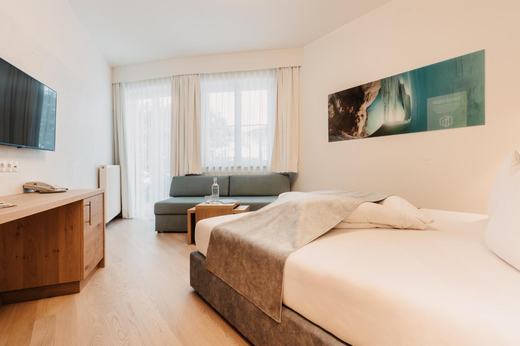 Double Room with Extra Bed - Photo 4