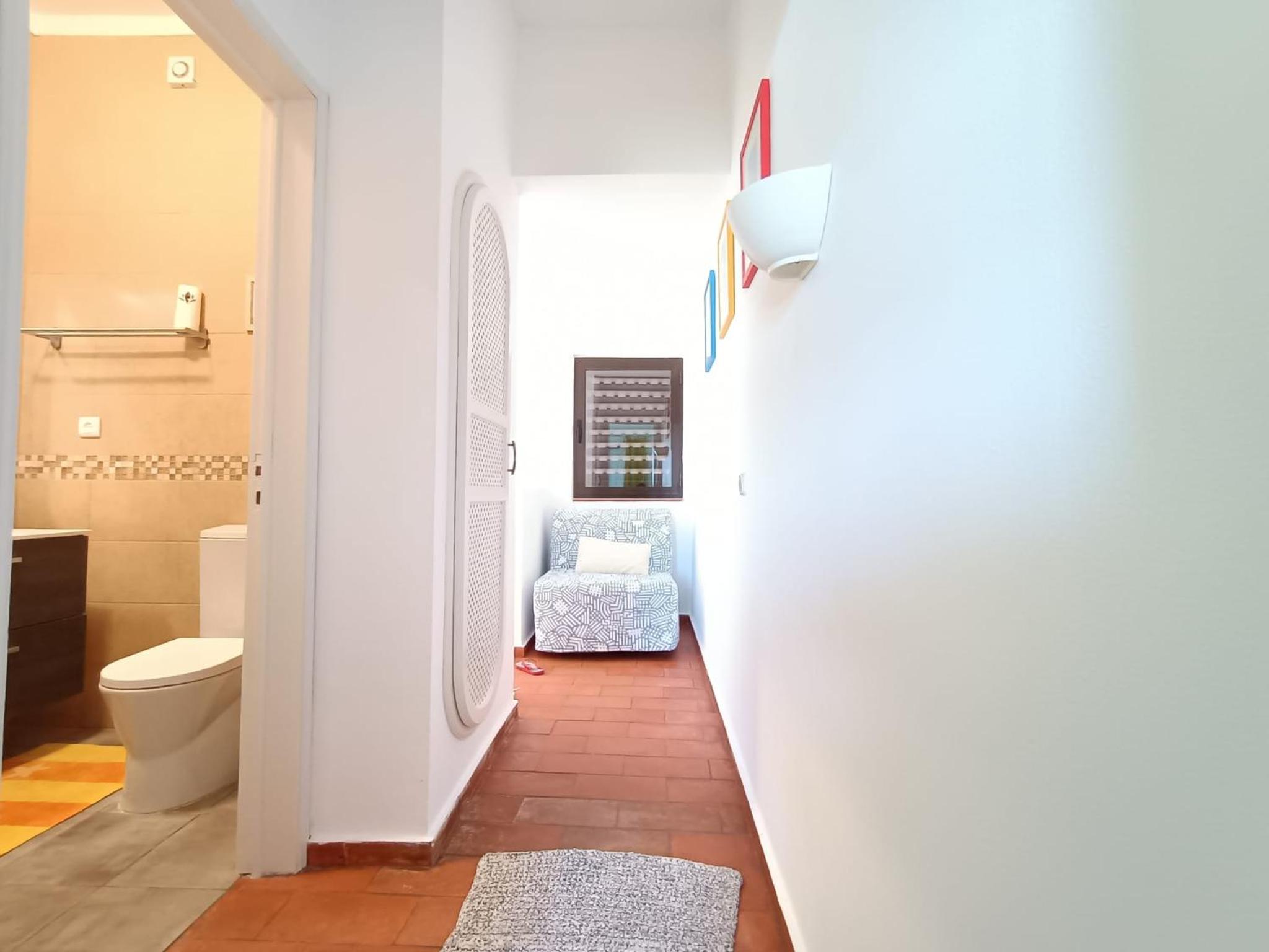 One-Bedroom House photo 1