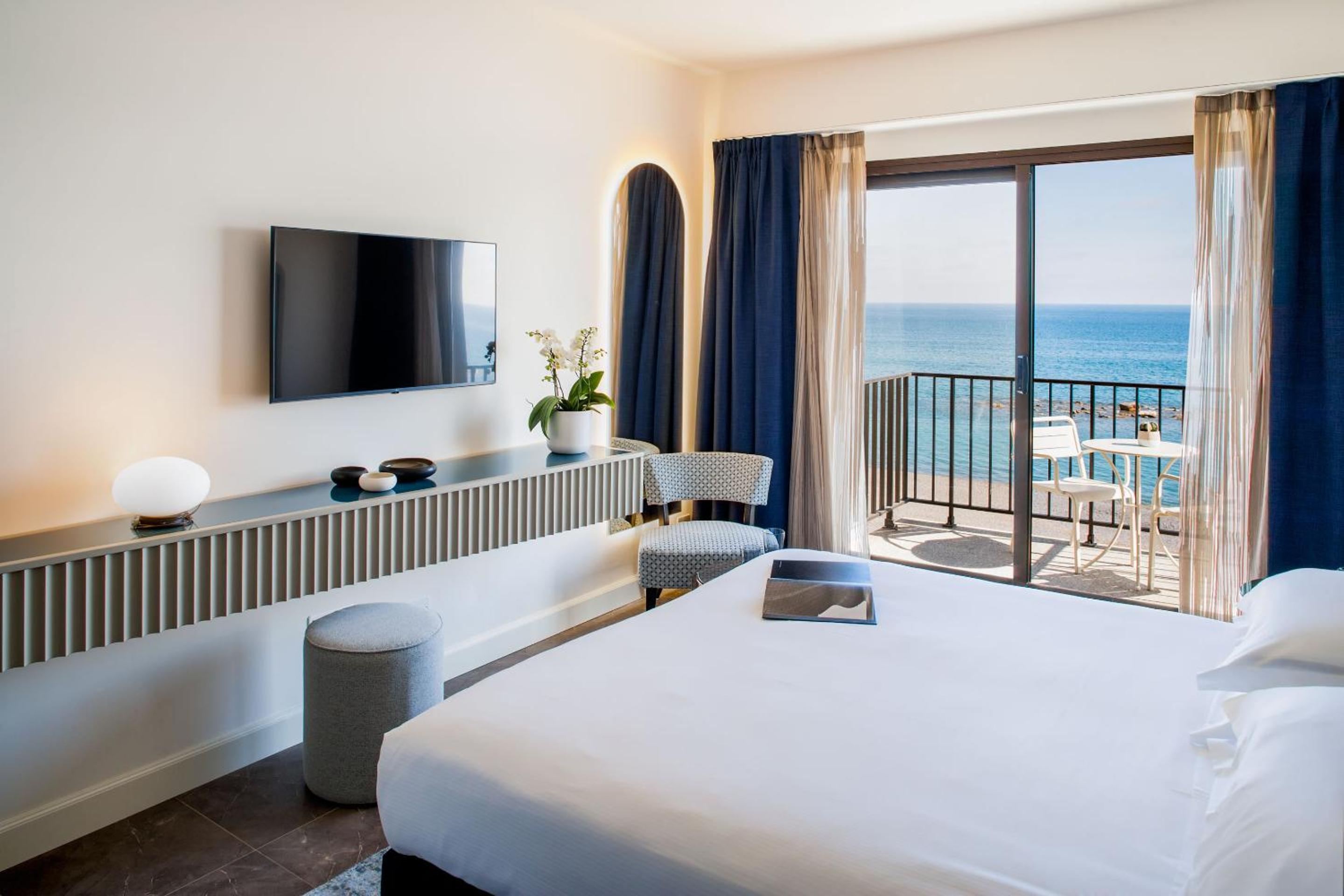 Deluxe Double Room with Sea View