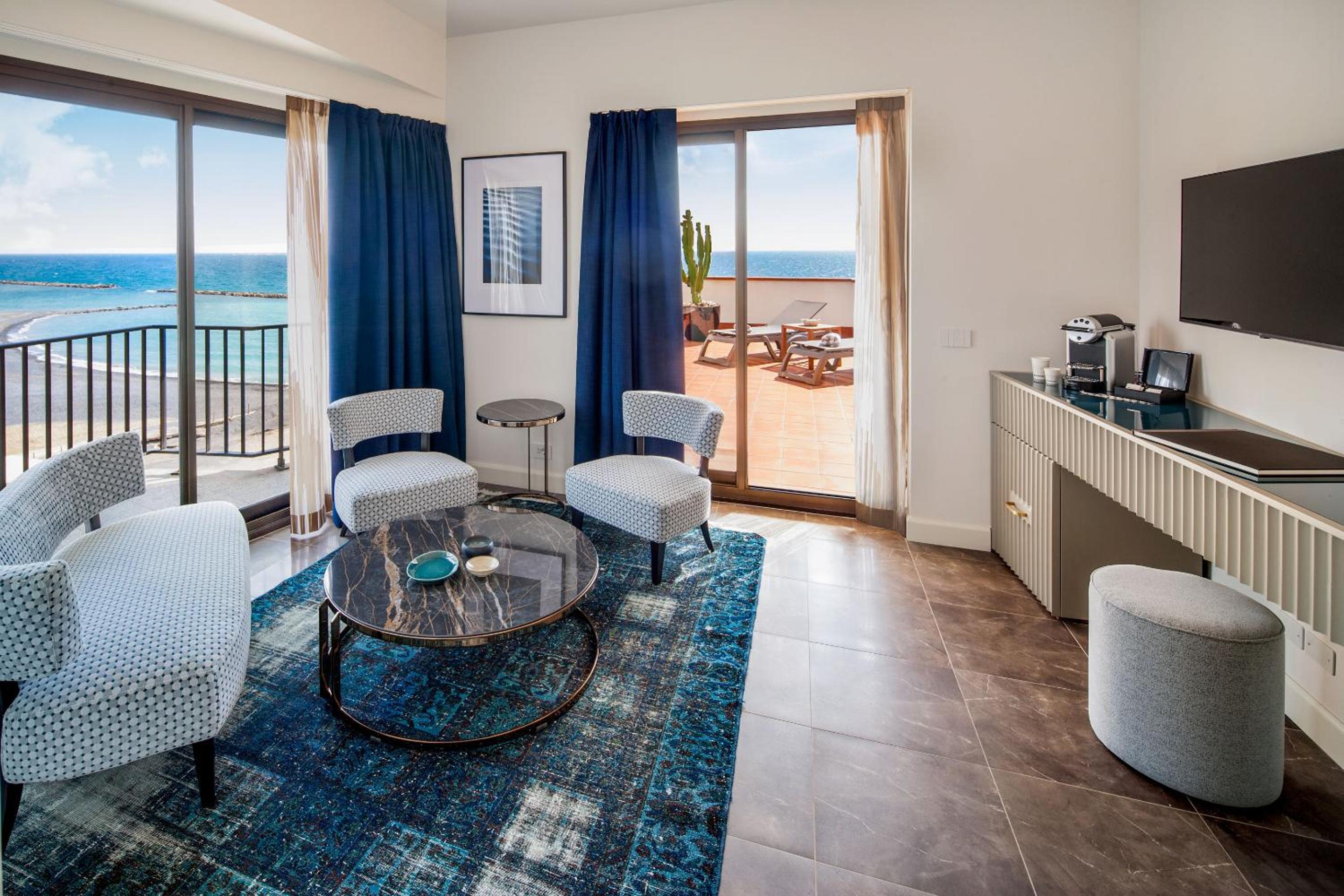 Master Suite with Terrace and Sea View - Photo 1