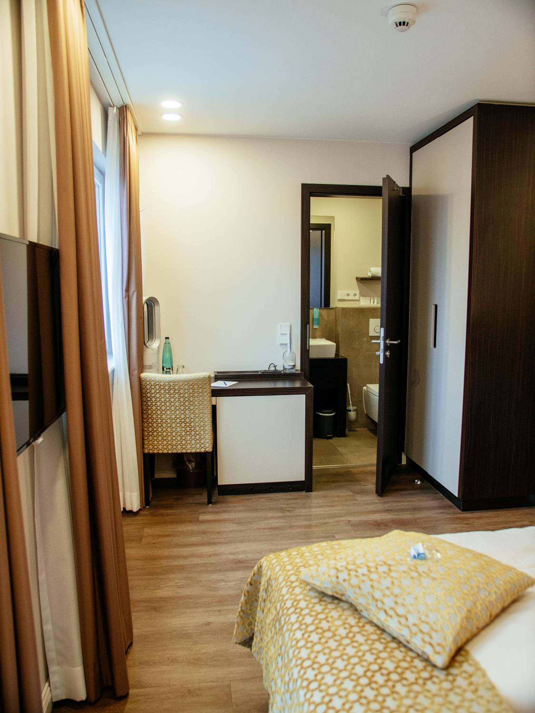 Budget Double Room