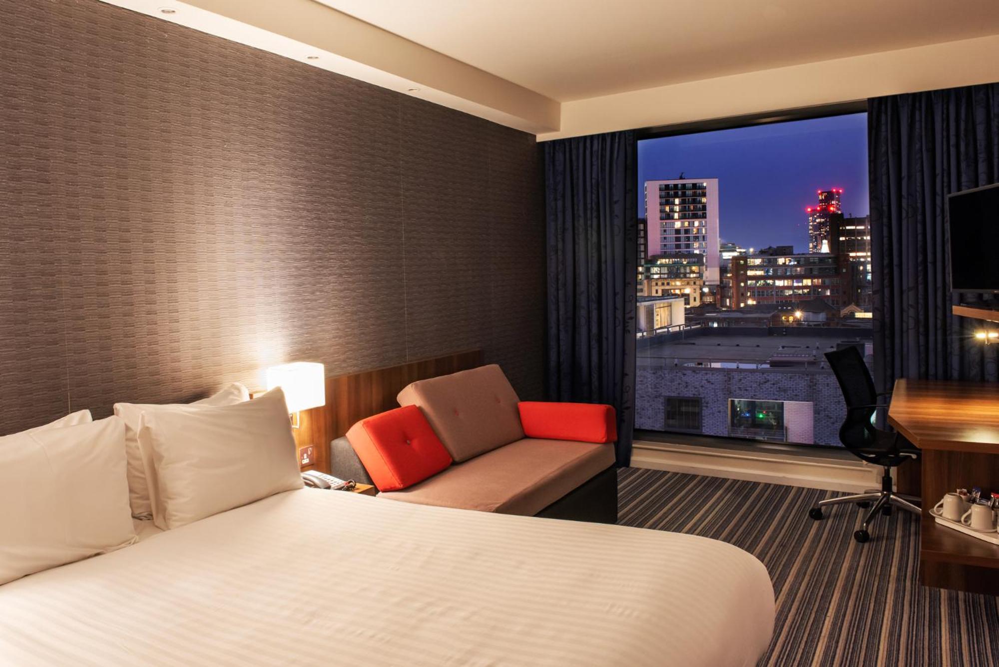 Premium Double Room with City View - Free Hot Breakfast photo 1