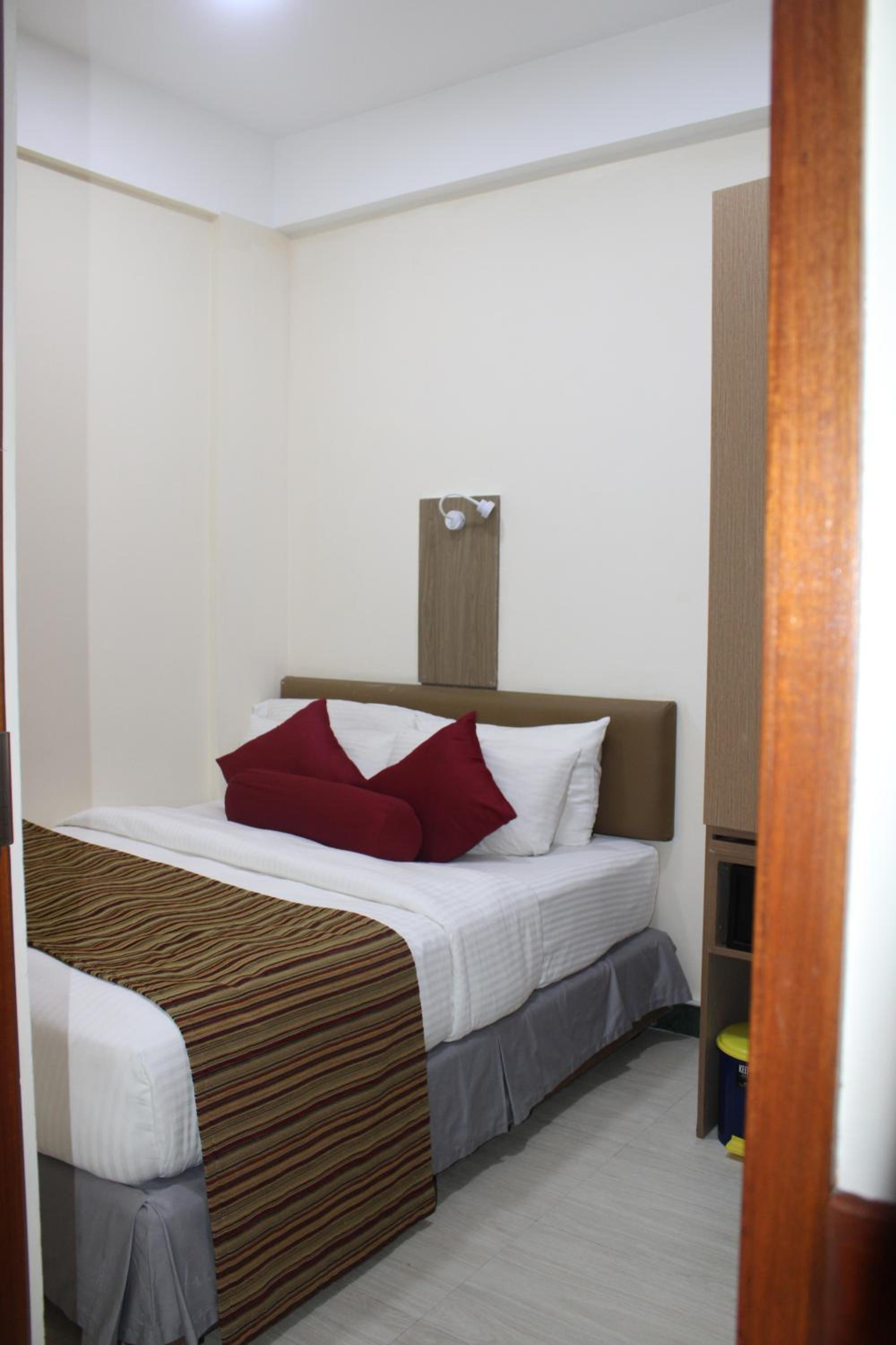 Standard Twin Room (Free Return Airport Transfer and 10% of Food & Beverage), photo 6