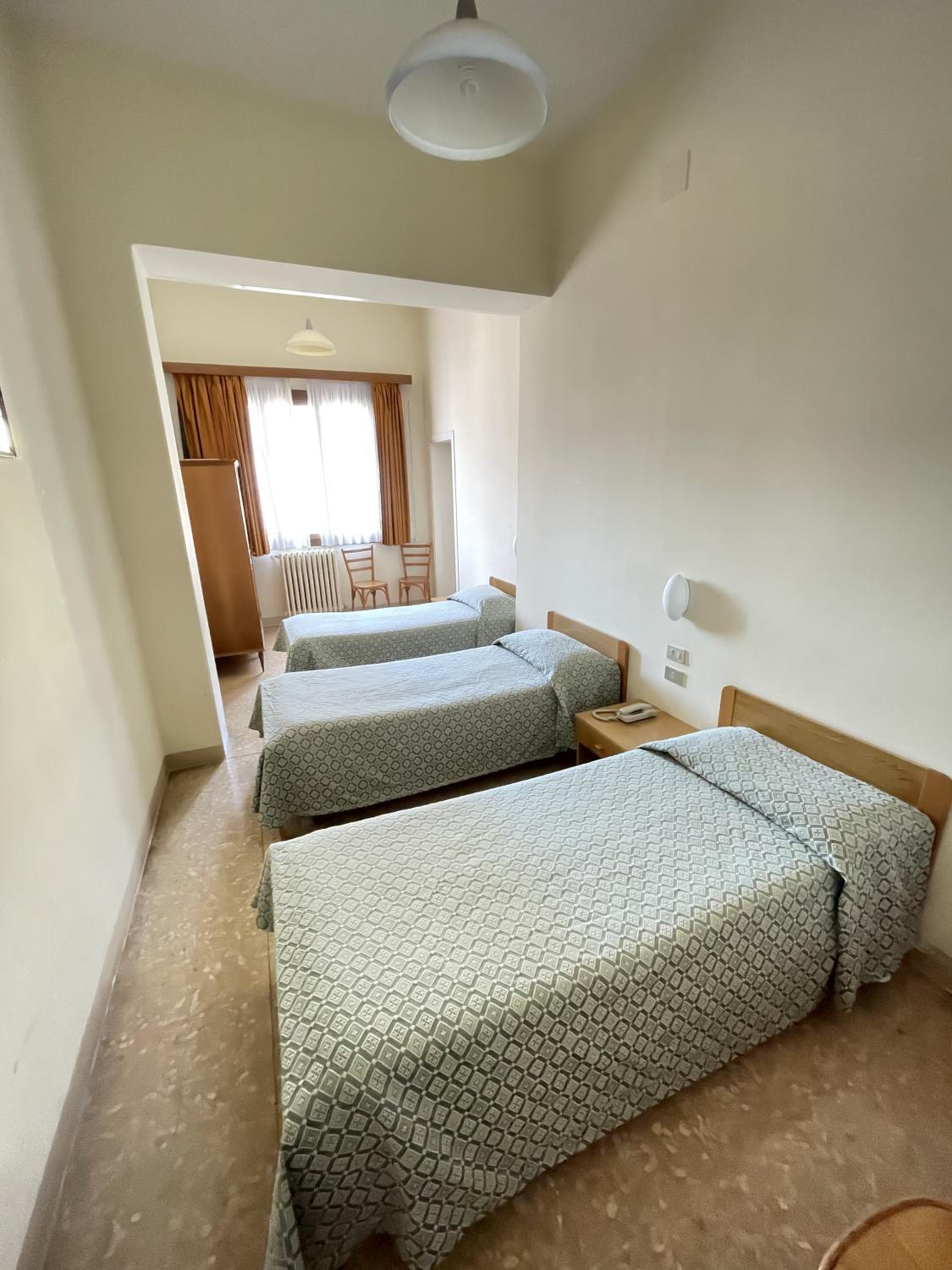 Triple Room photo 2