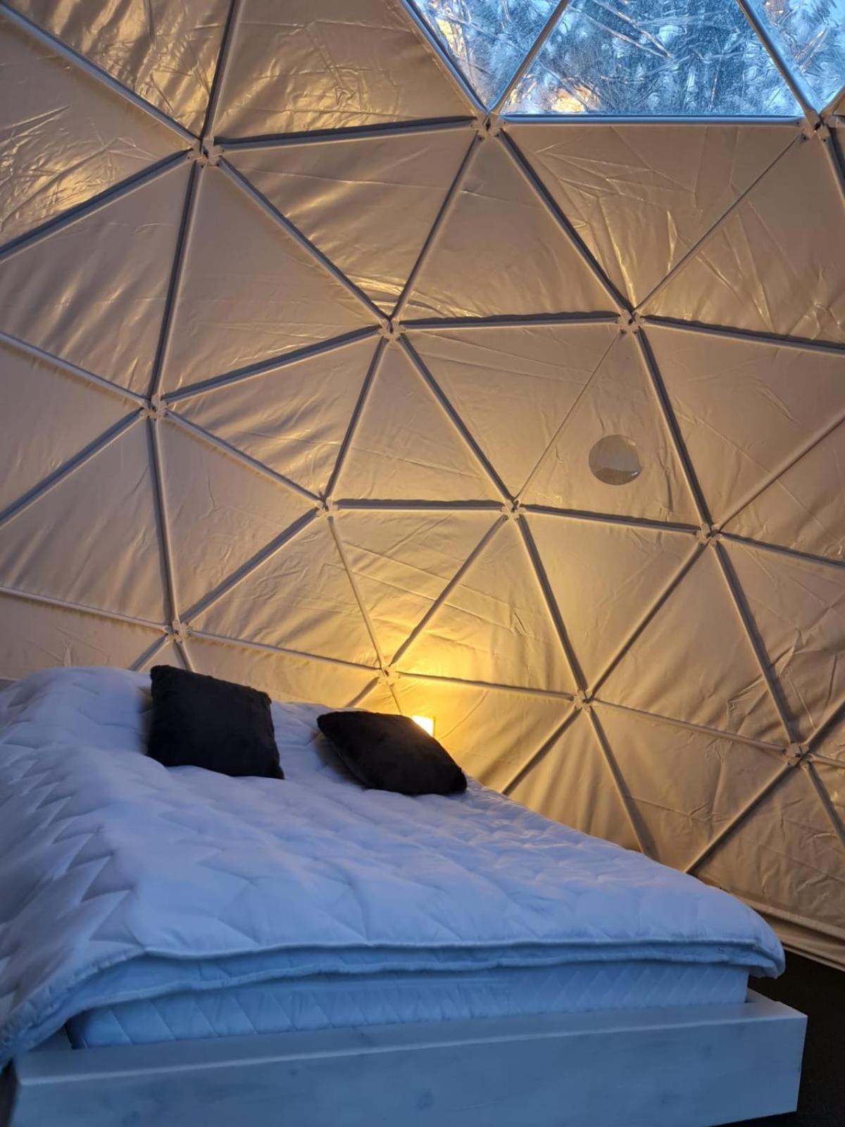 Tent - Photo 9