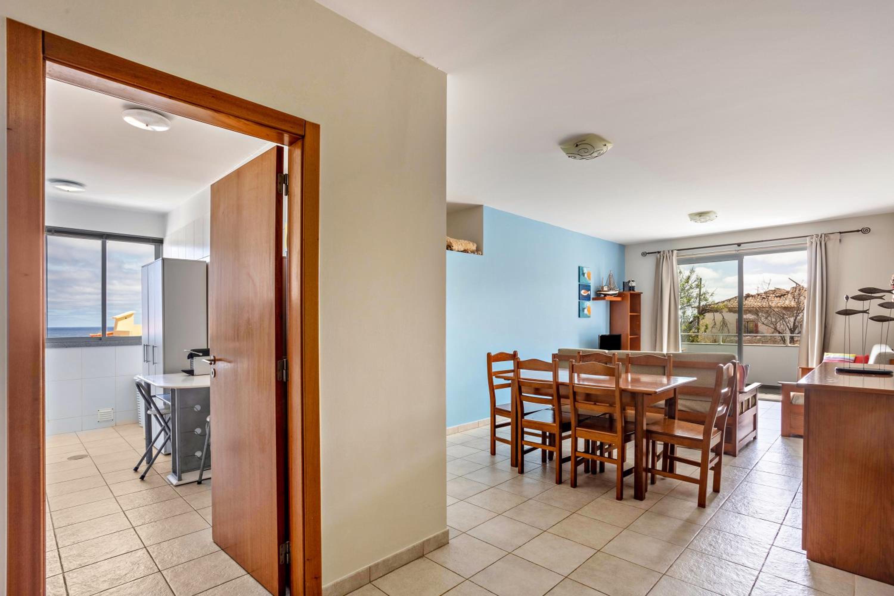 Superior One-Bedroom Apartment with Balcony photo 2