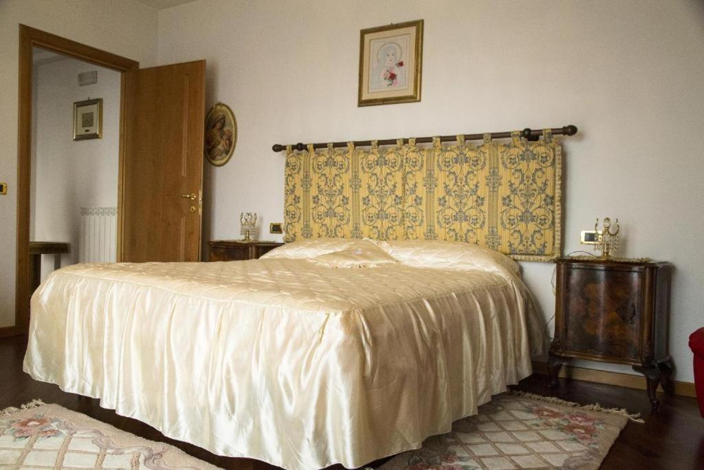Two-Bedroom House - Photo 8