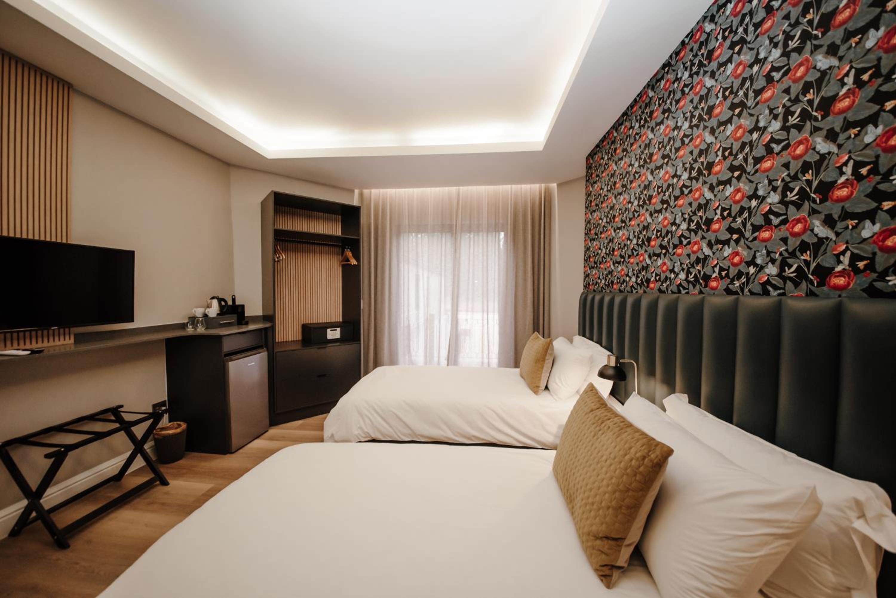 Standard Double or Twin Room - Photo 1