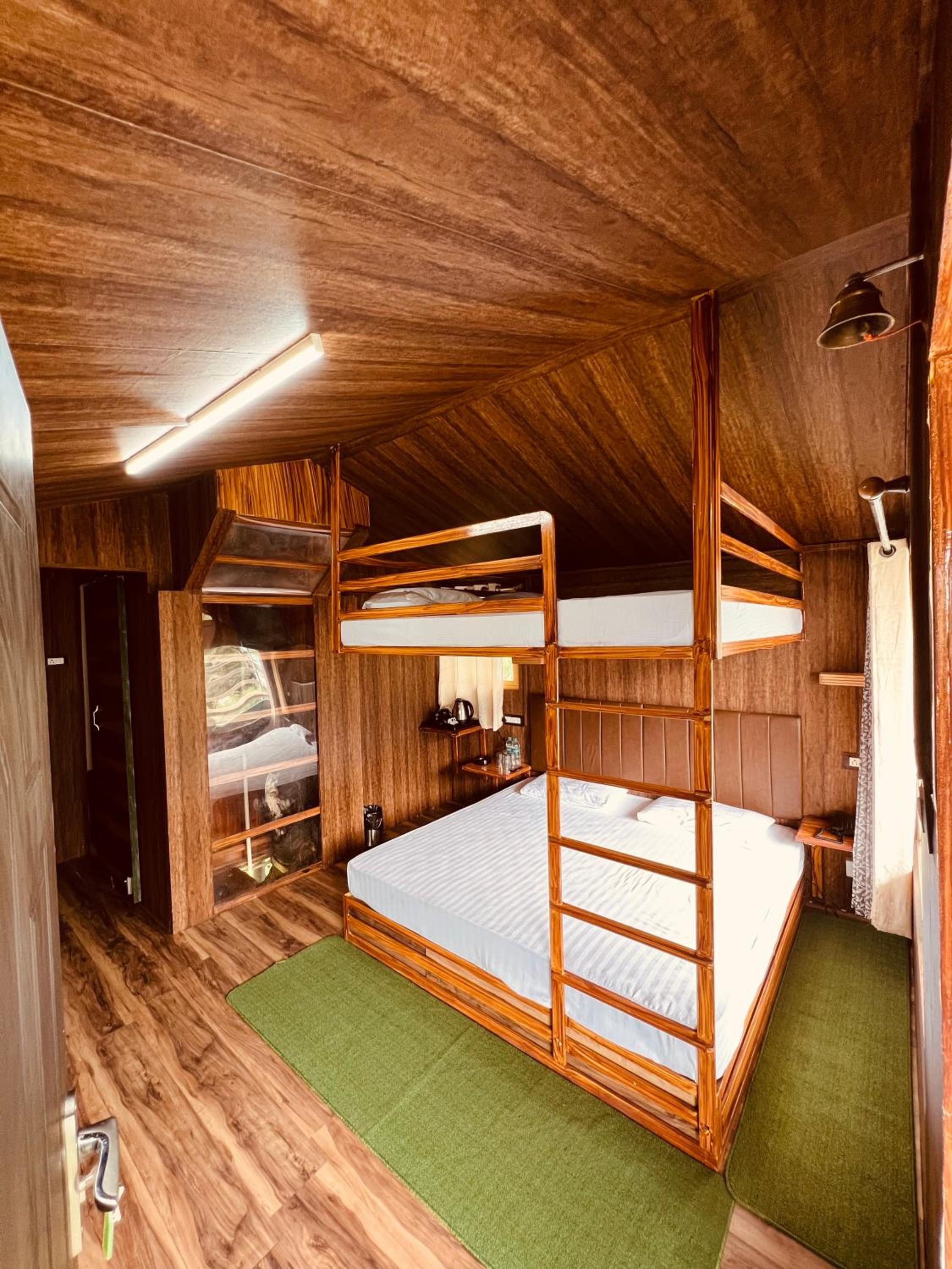 Superior Quadruple Room