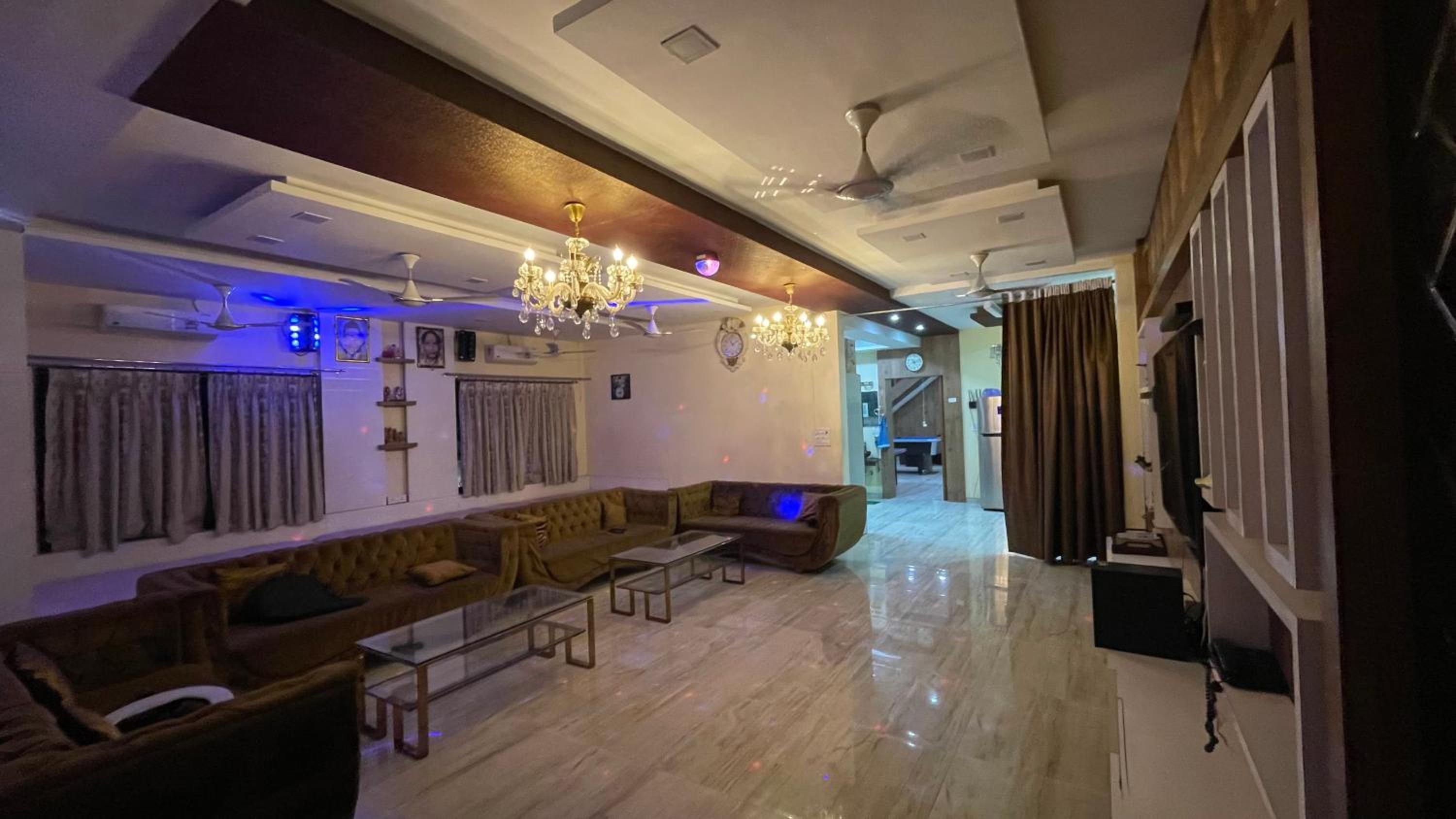 Three-Bedroom Villa photo 2