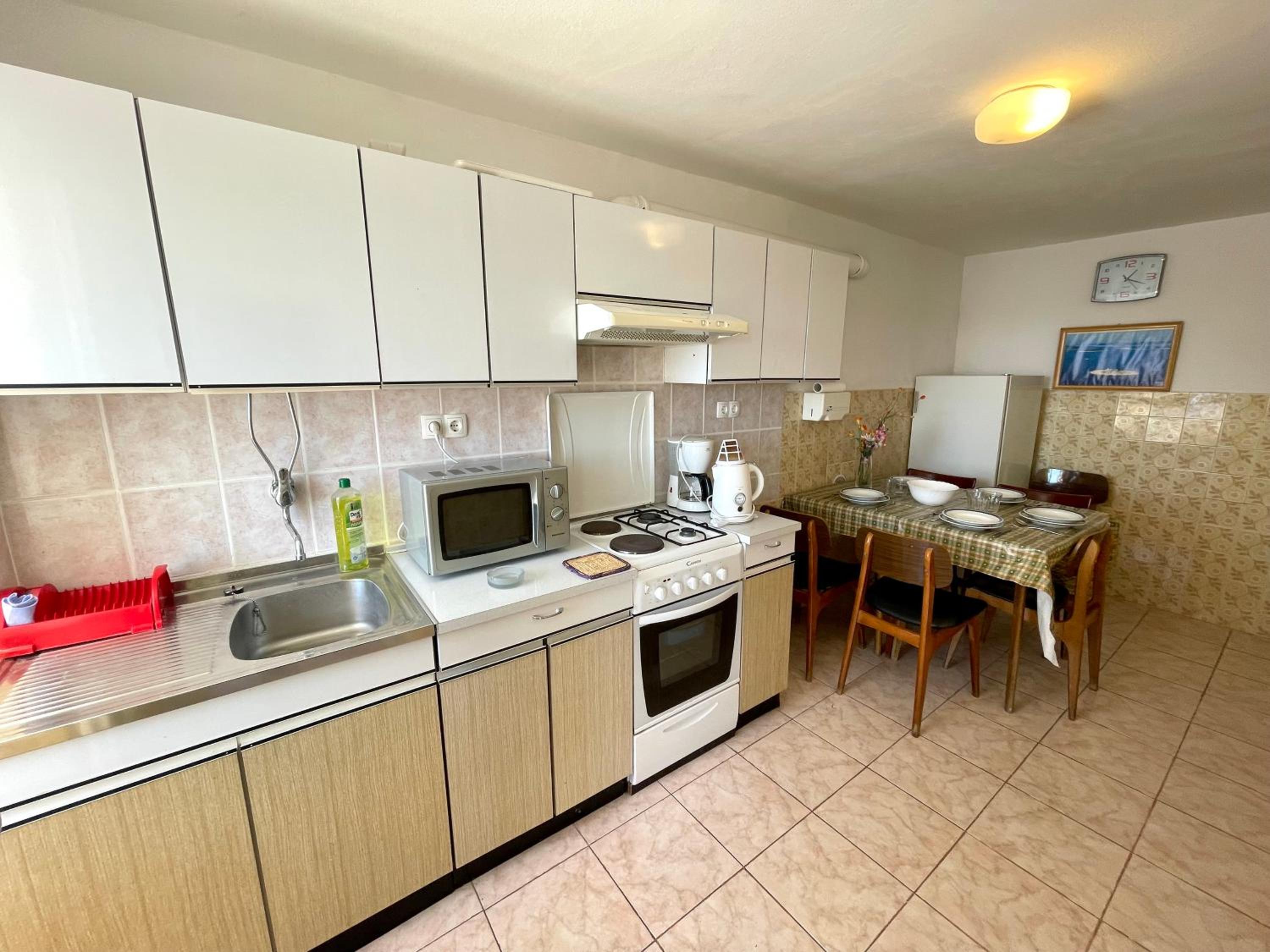 Two-Bedroom House photo 2