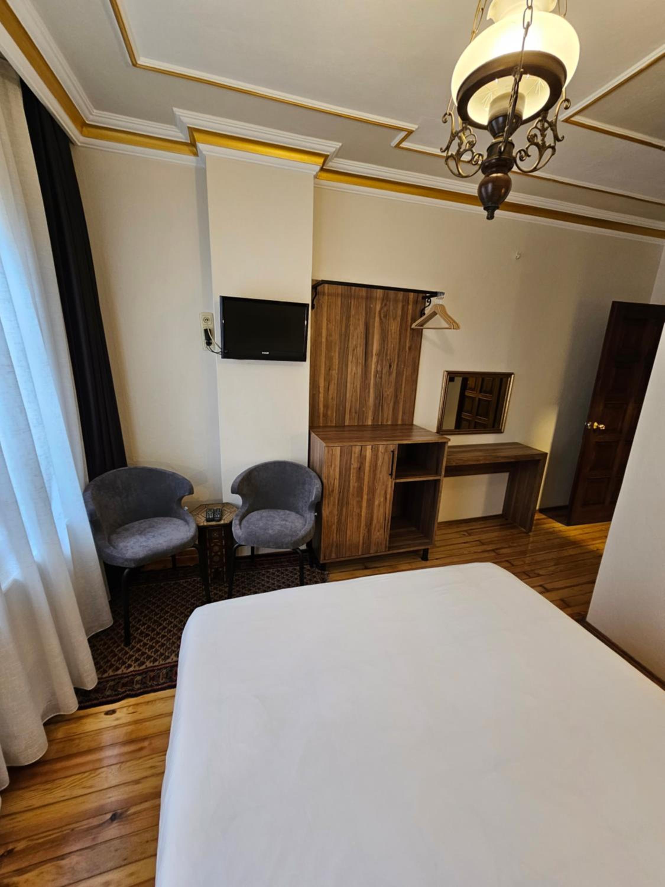 Single Room photo 2