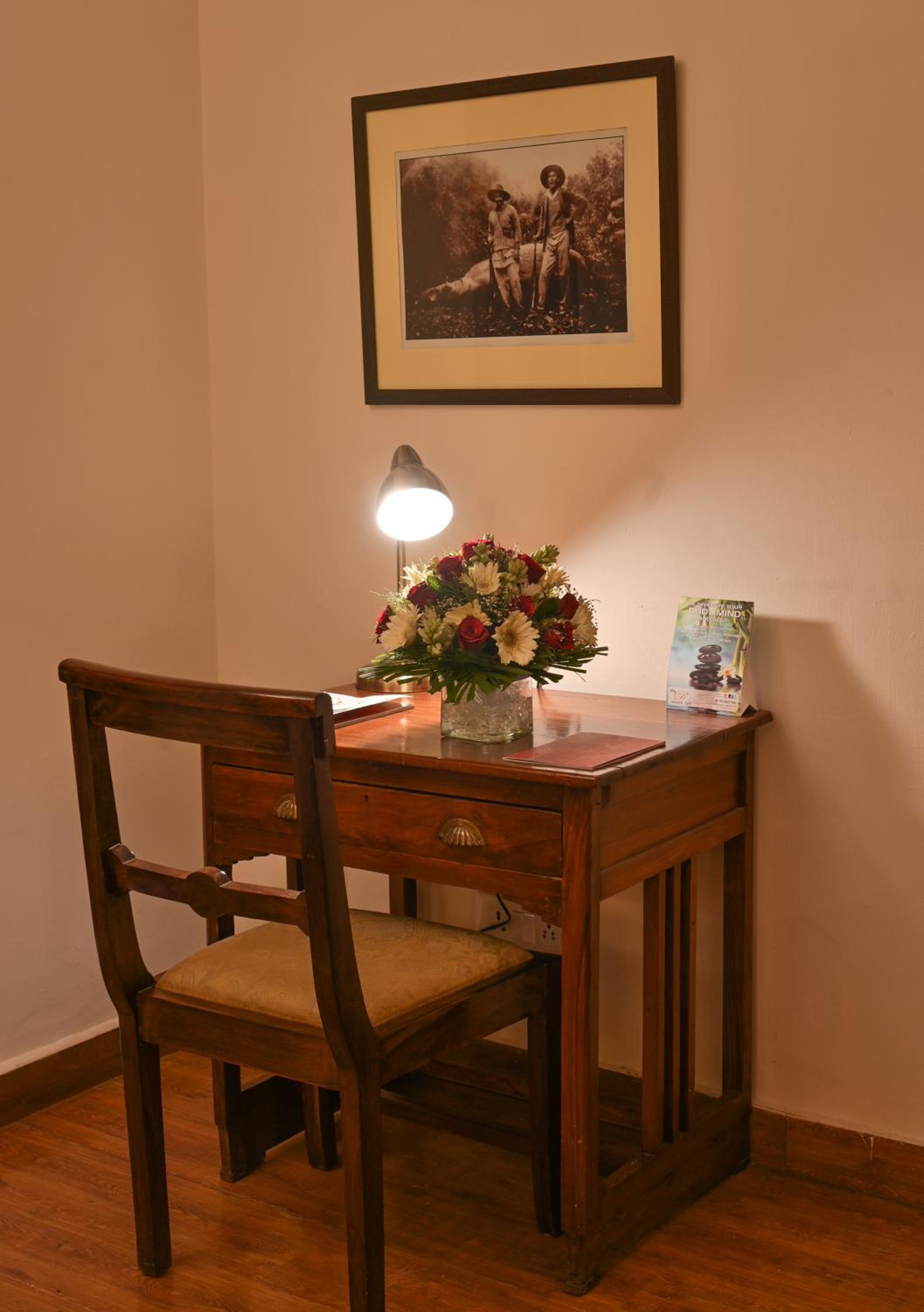 Luxury Suite - Photo 4