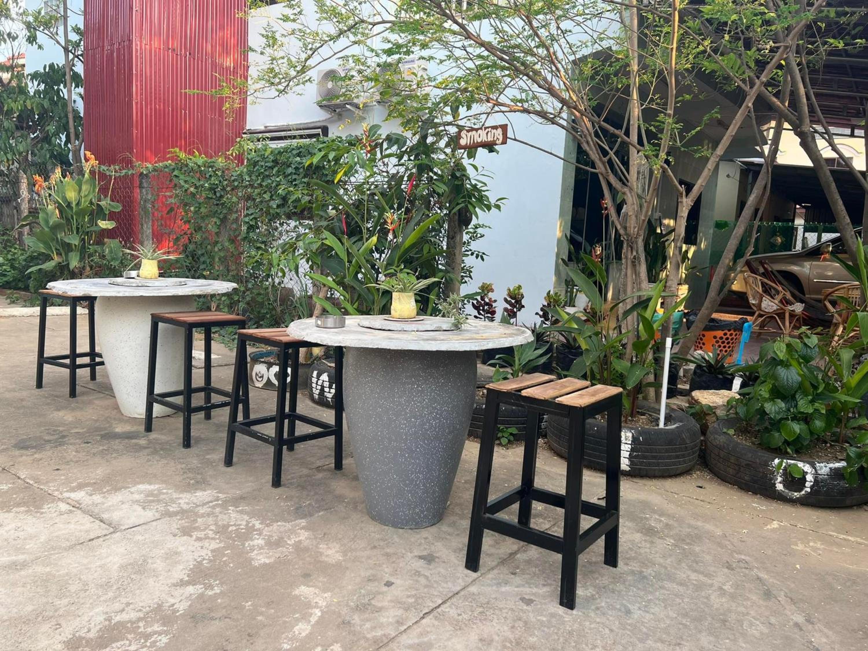 Apartment with Garden View - Photo 4