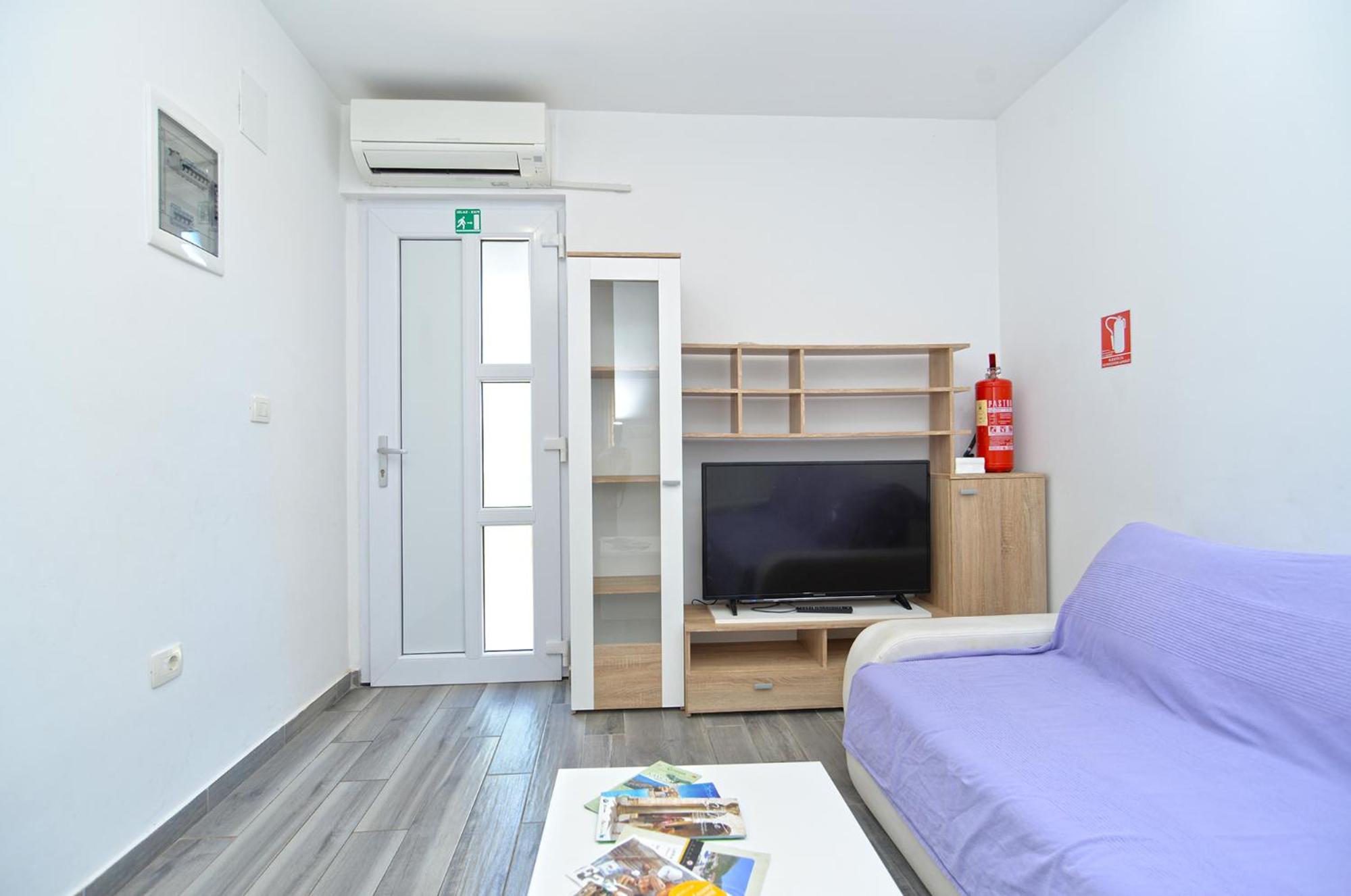 Apartment photo 3