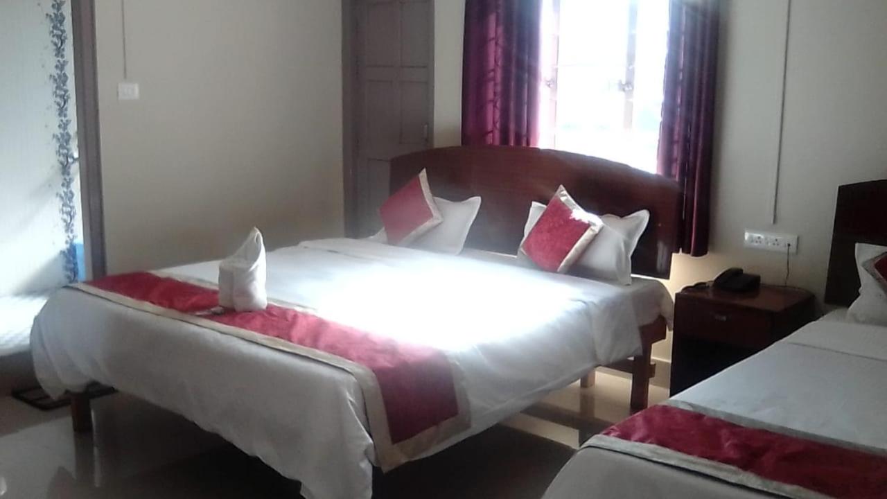 Deluxe Double Room photo 3