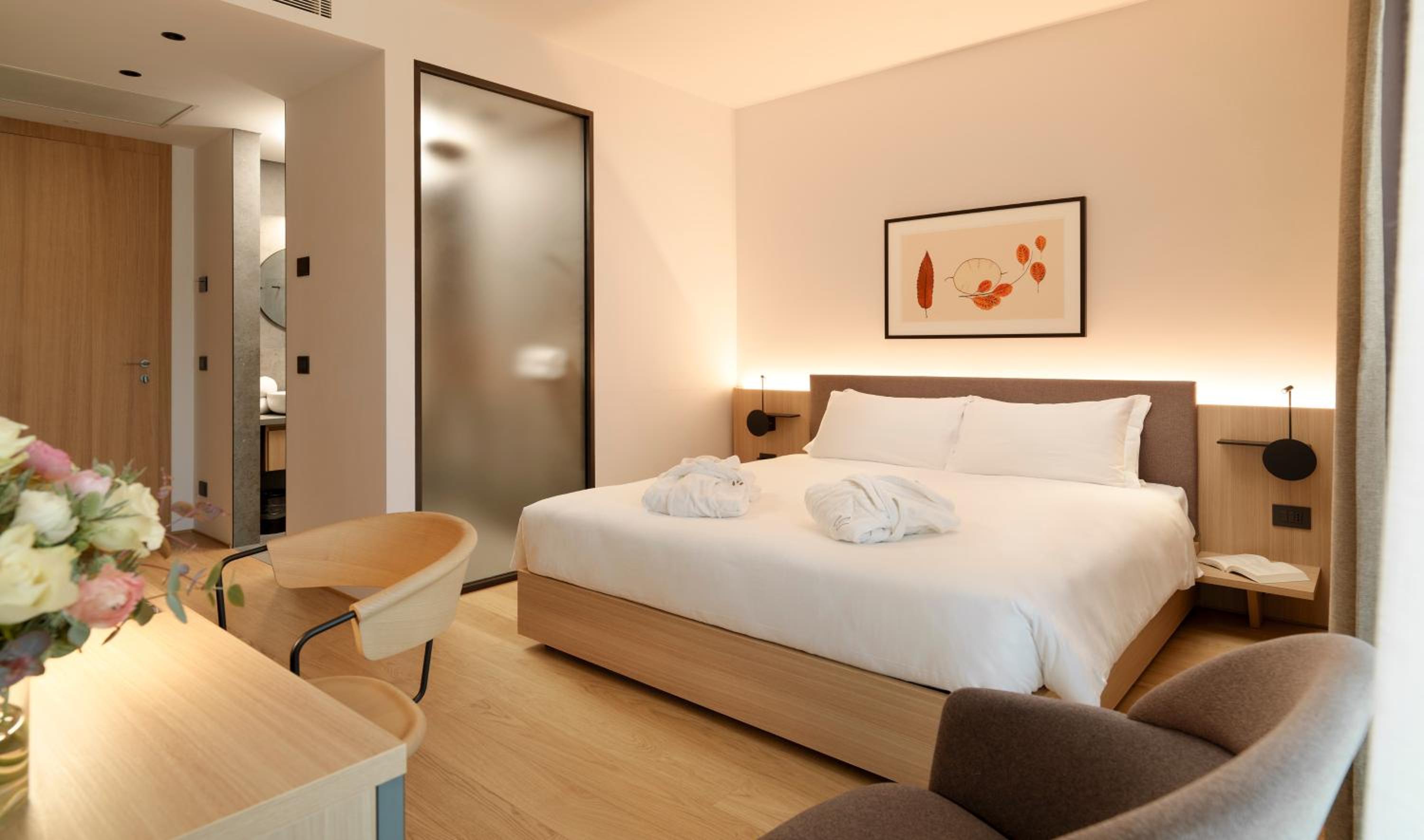 Superior King Room photo 2
