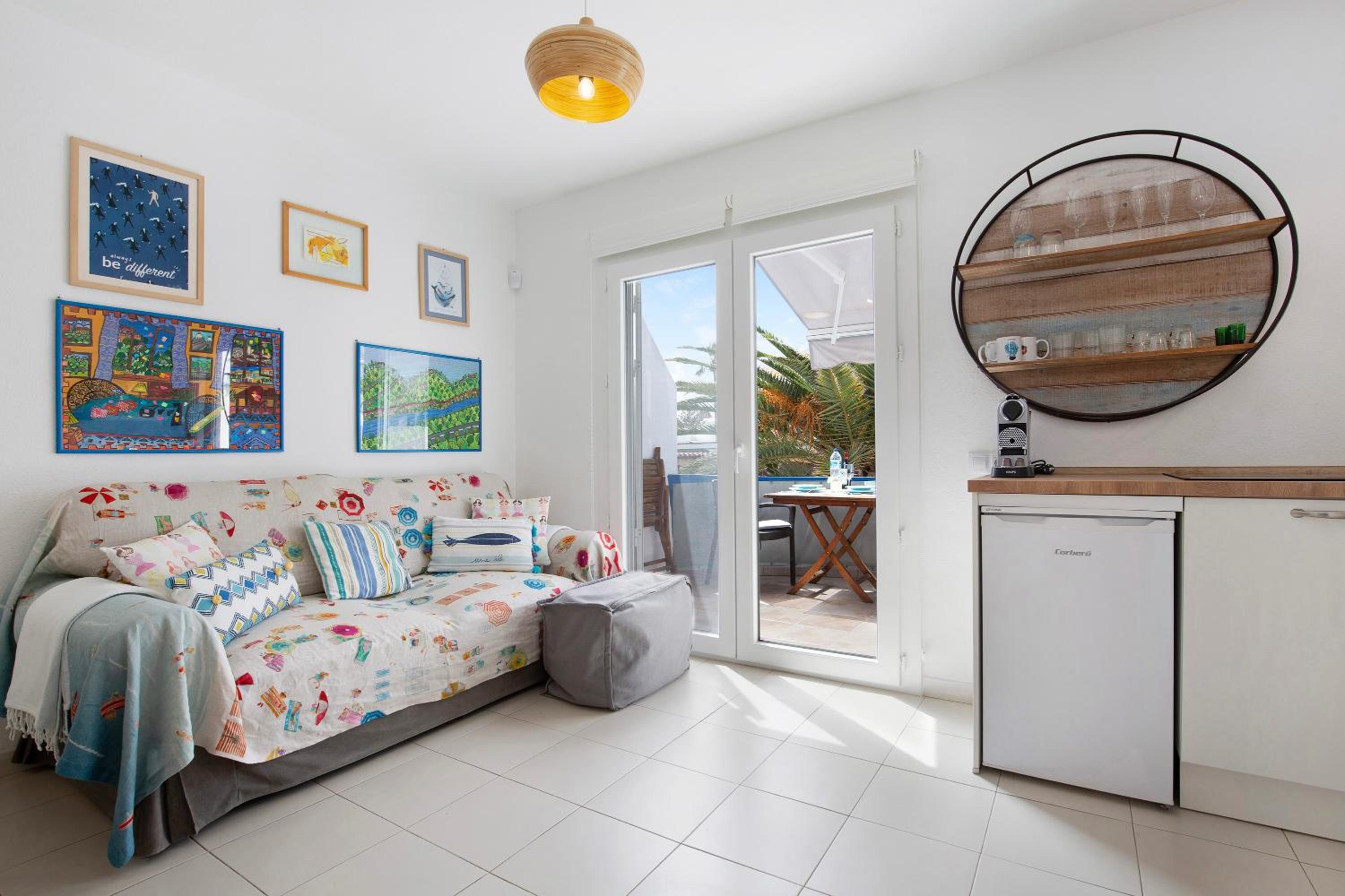 Apartamento de un dormitorio superior con balcón