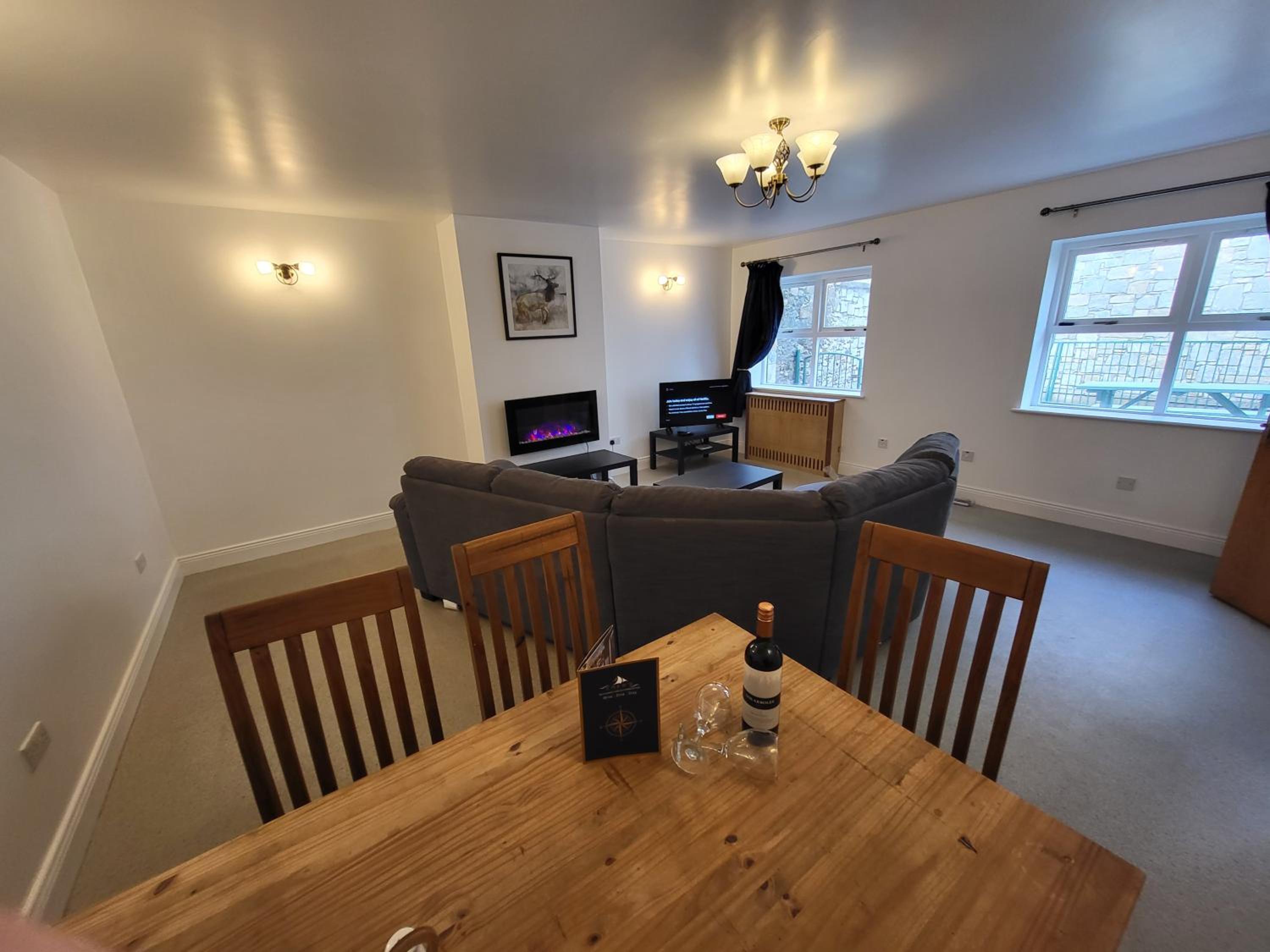 Deluxe Family Suite photo 2