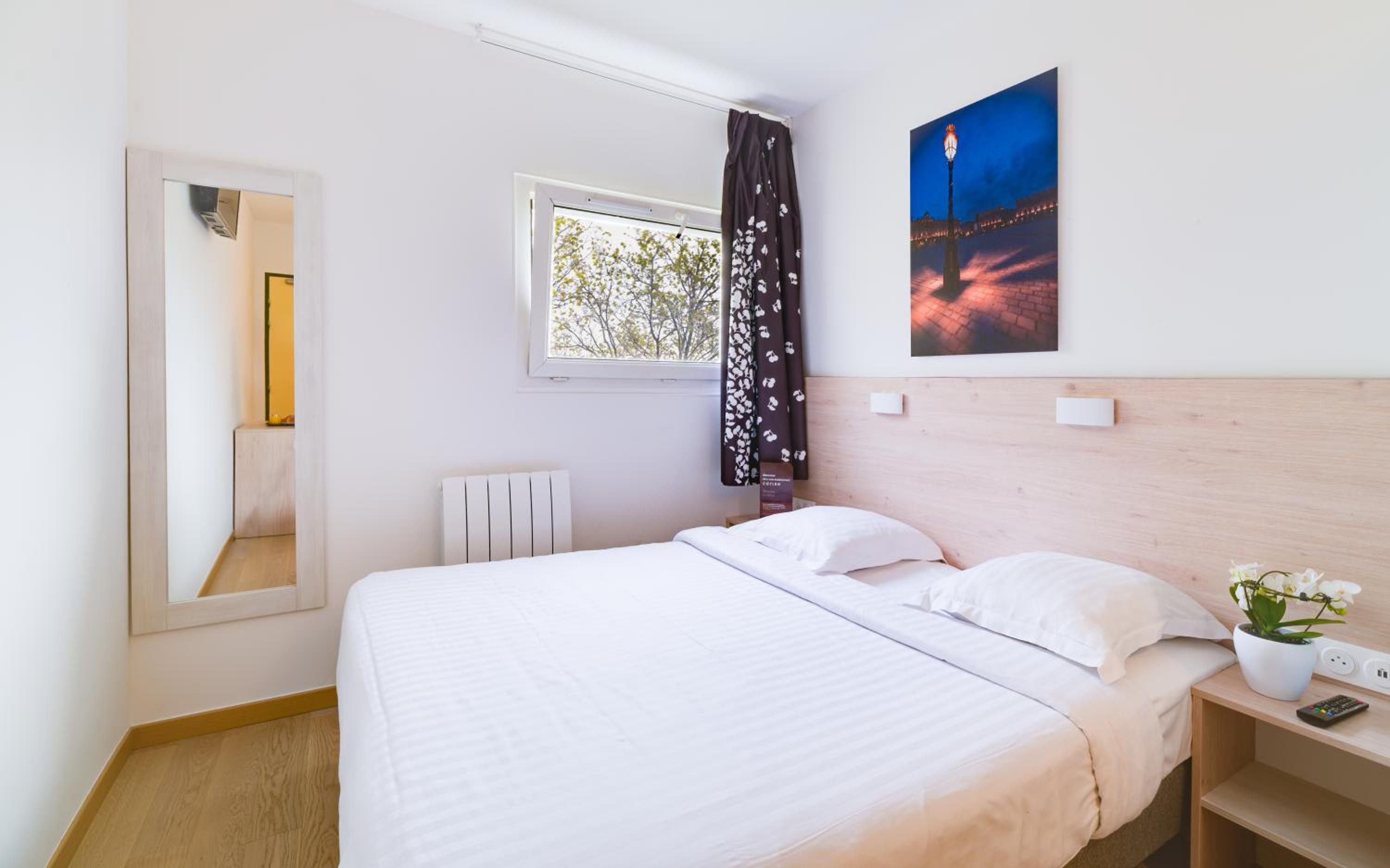 Double Room - Photo 28