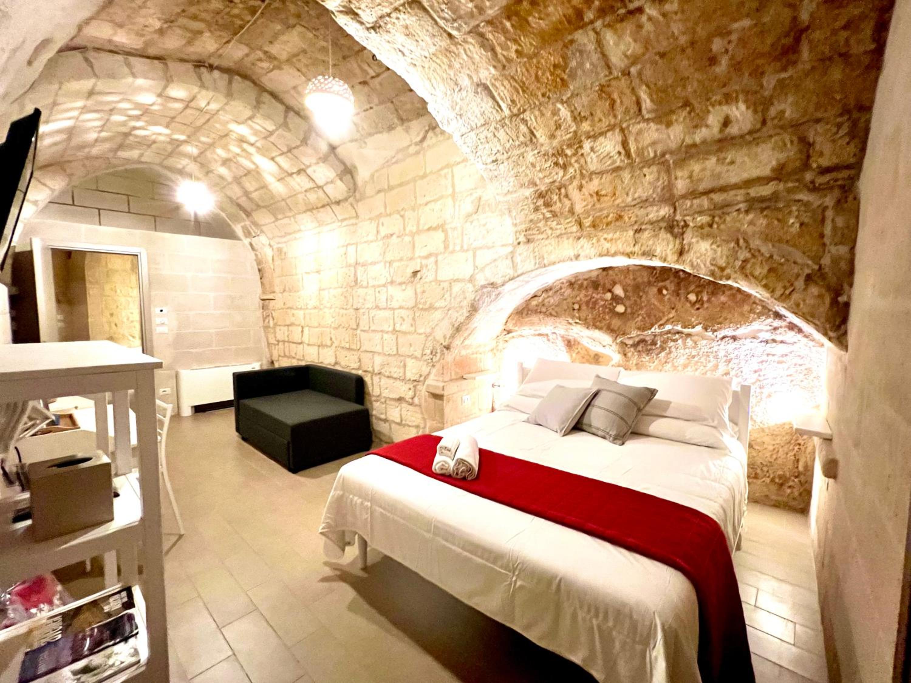 Double Room - Photo 1