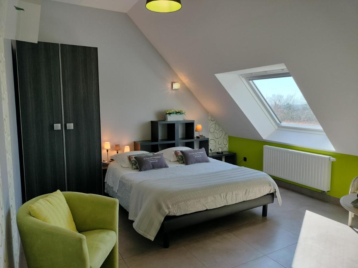 Standard Double Room - Photo 8