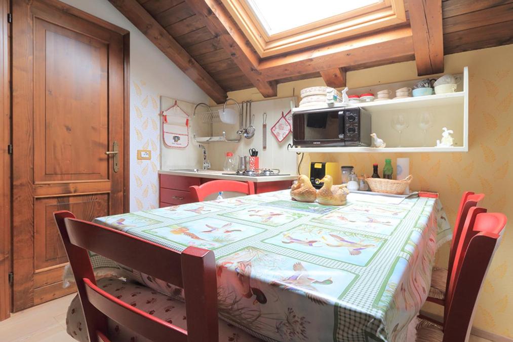 Studio Apartment - Photo 8