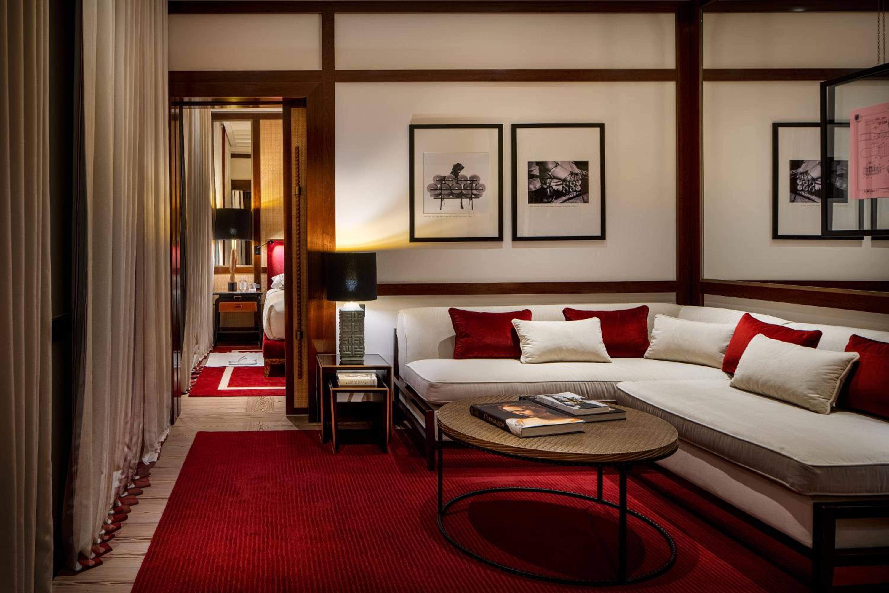 Junior Suite (Non Smoking)