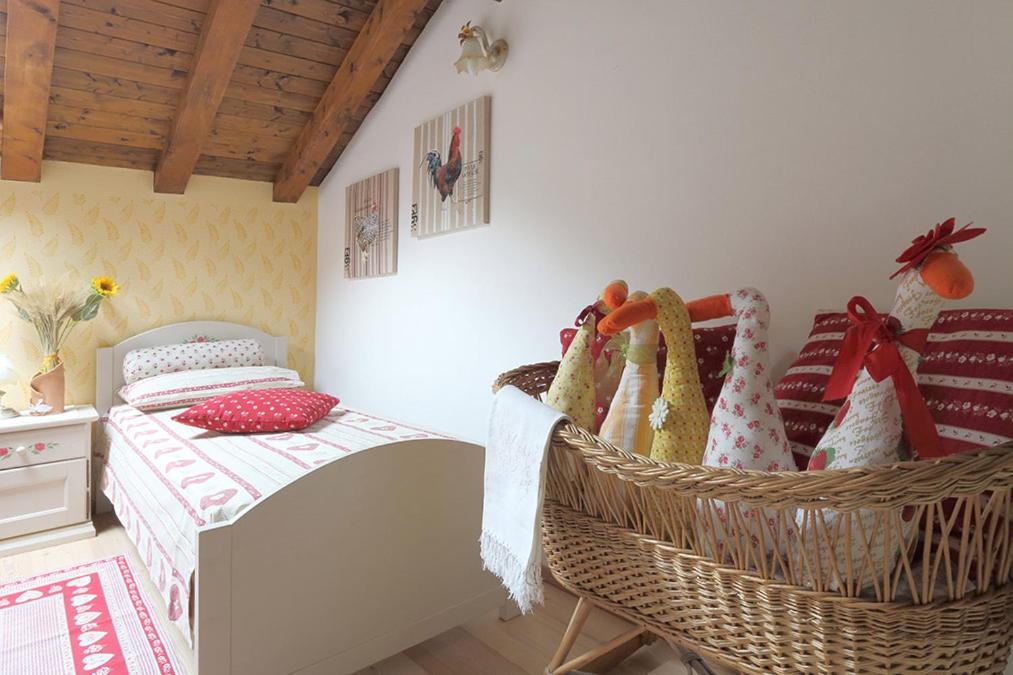 Studio Apartment - Photo 11
