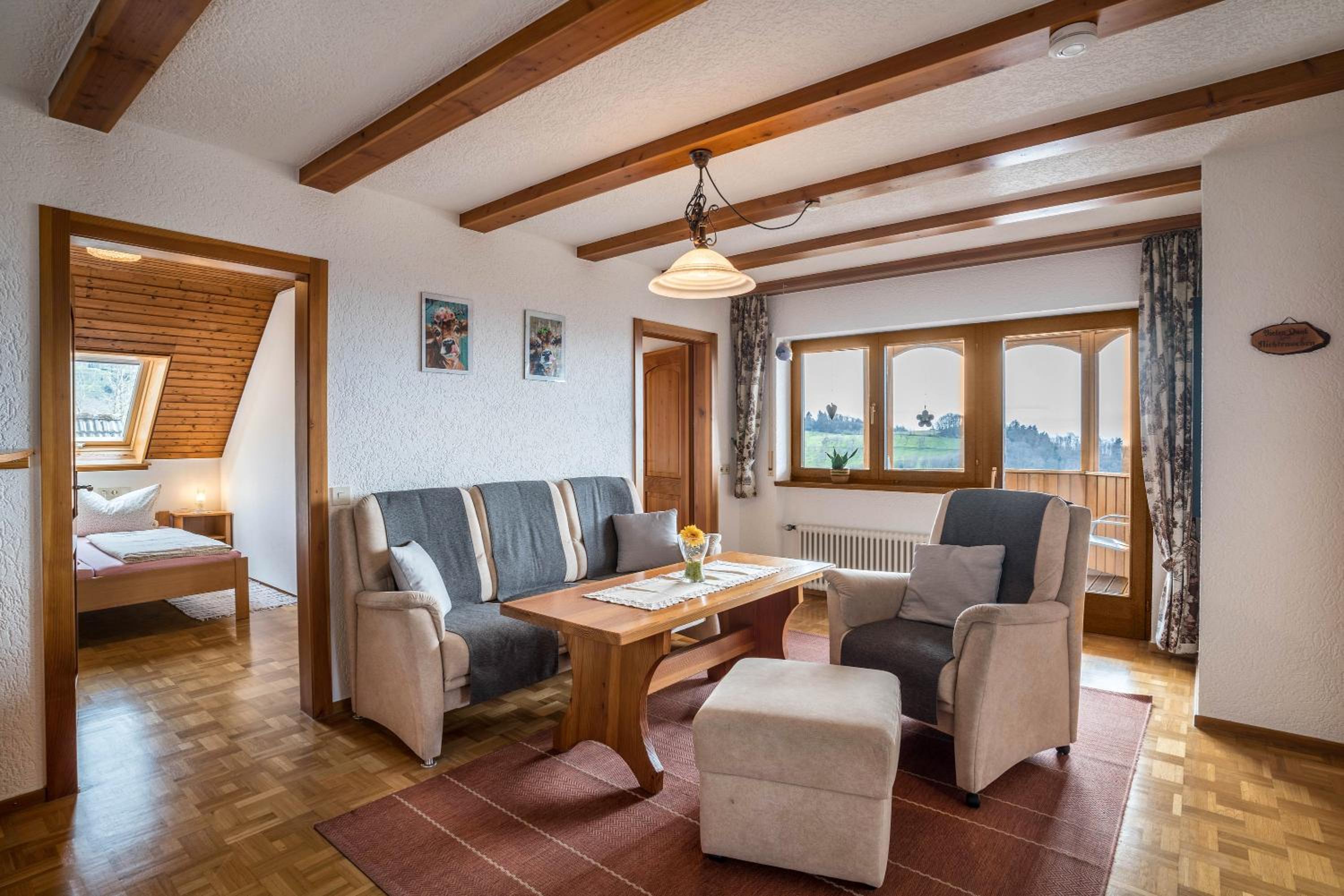 Two-Bedroom Deluxe Apartment with Balcony
